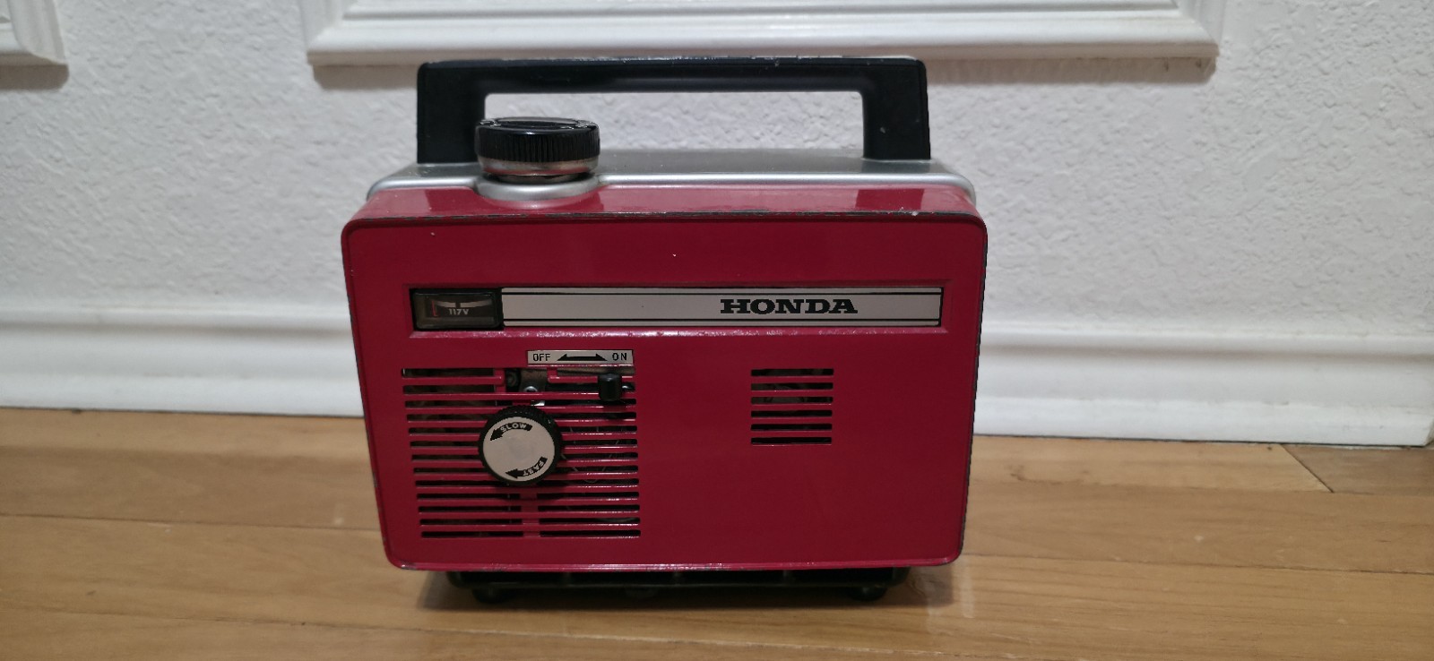 Vintage Honda E40 “Lunch Box” Generator Micro Mini RARE Running E-40