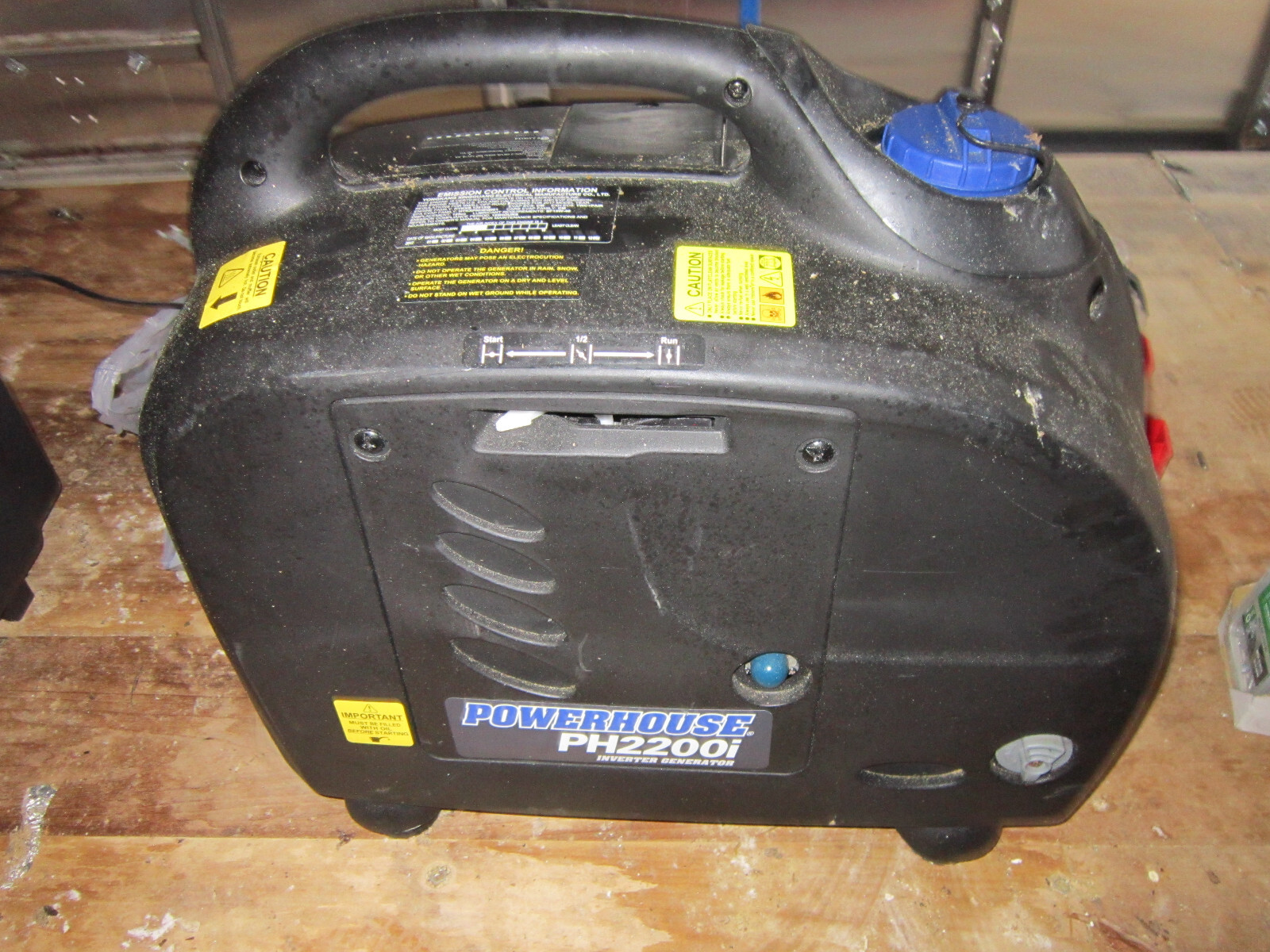 2200 Watt Inverter Generator AS IS UNTESTED Powerhouse PH2200I