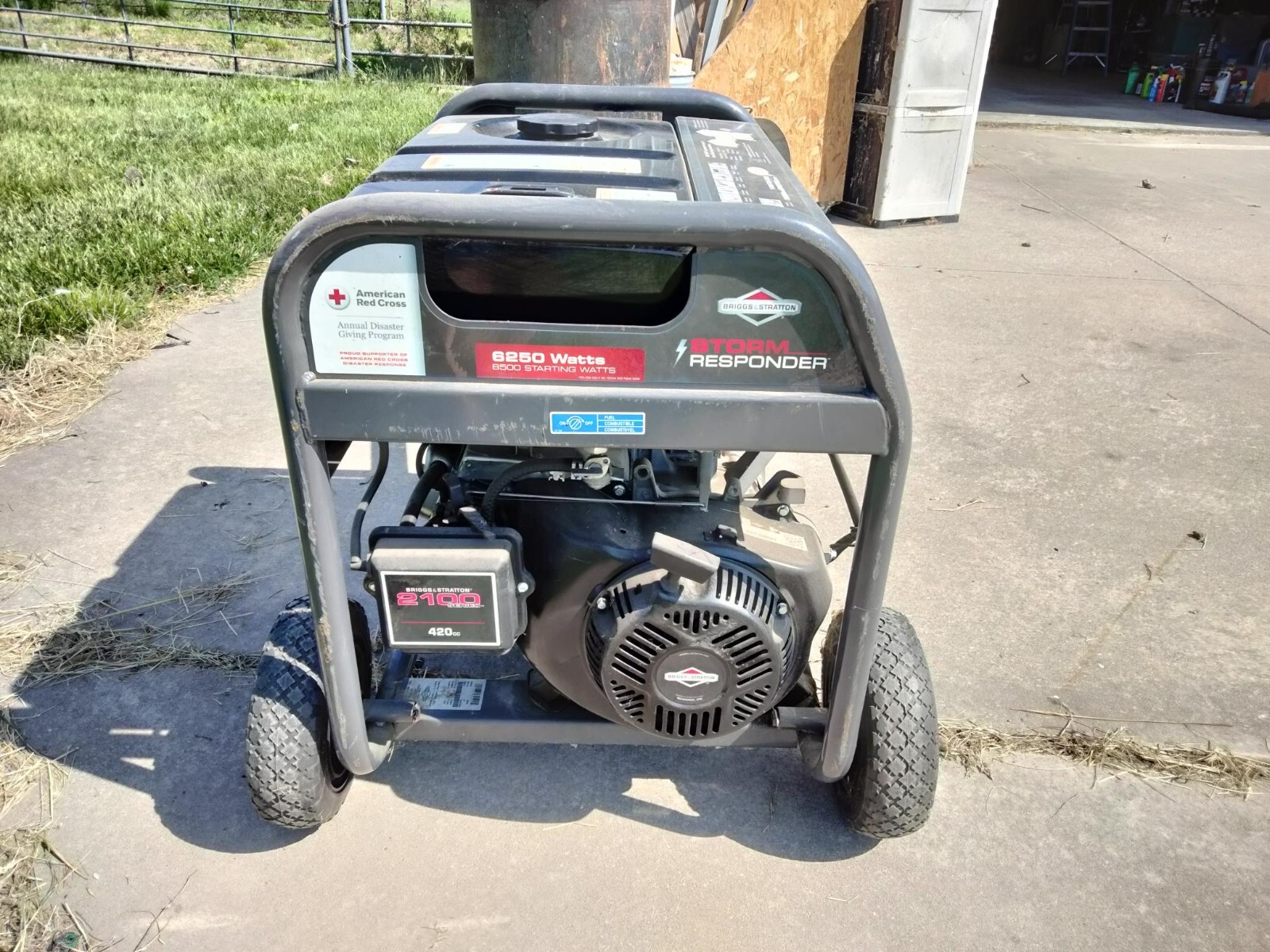6250 watt Briggs and Stratton generator