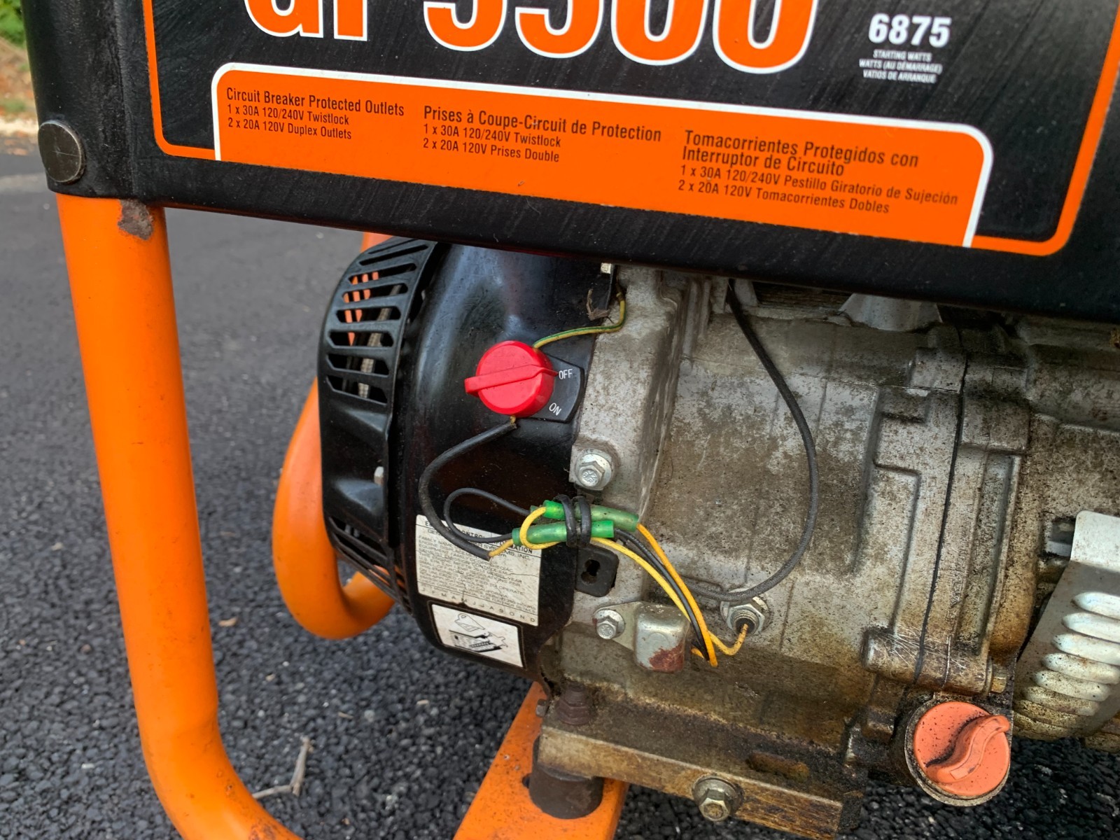 Generac GP5500 Power Generator 5500-6875 Watts 120/240 Volts LOCAL PICK UP WORKS