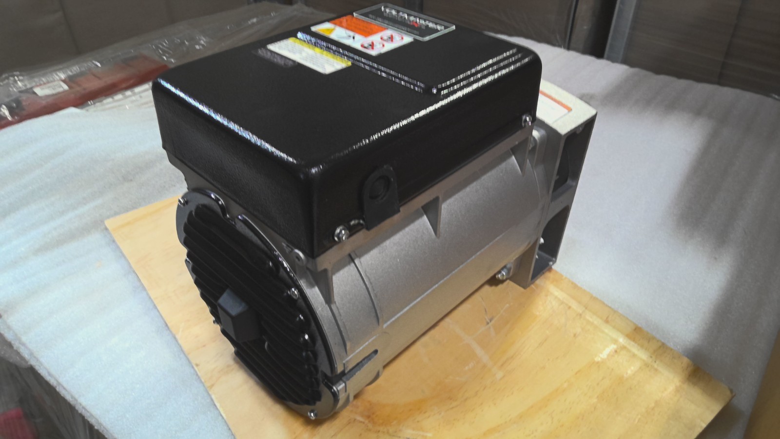 MECC ALTE/VOLTMASTER ALT. 9500 watts RPM 3600 RATED AMPS 79.2 2/39.5(CO3D1)