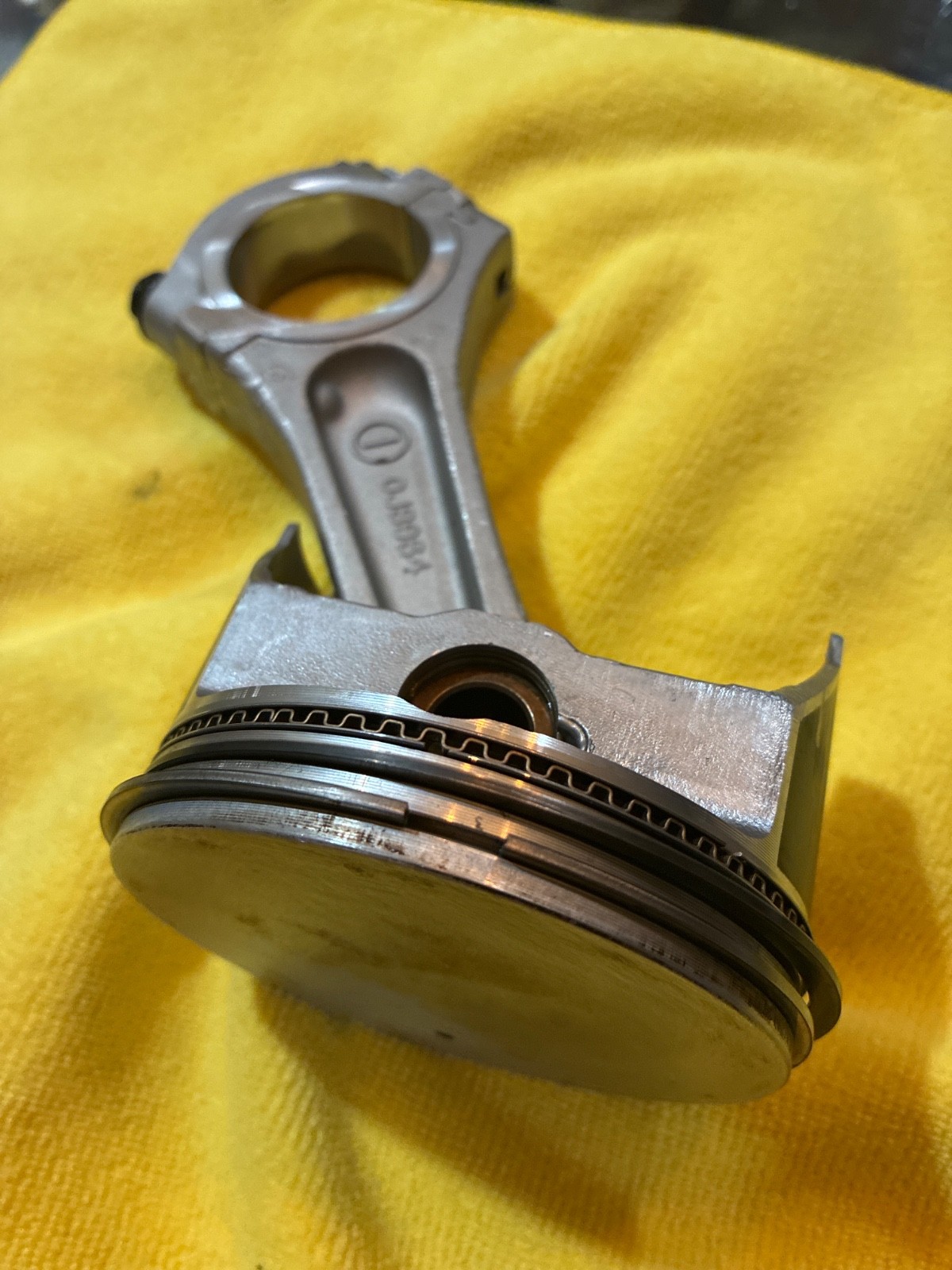 OEM Generac 999cc. Rod and piston assembly