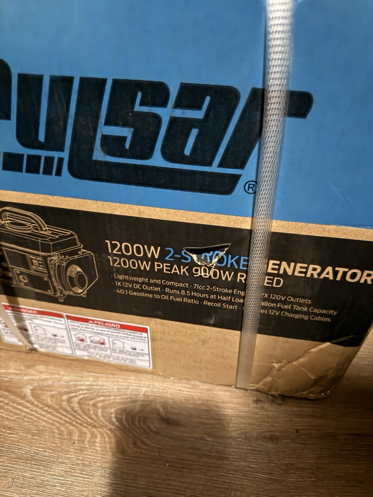 Pulsar G1200SG Portable Gas-Powered Generator with Carrying Handle, 1200W
