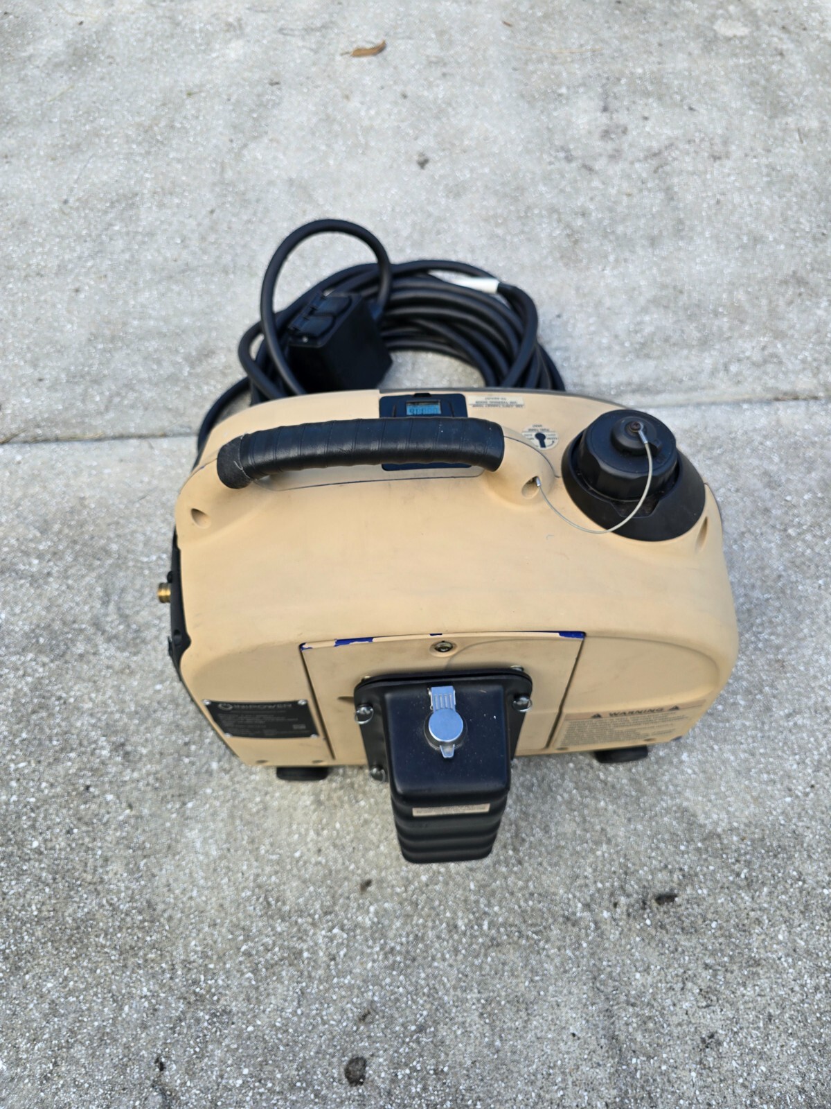 Ini Power IntelliGEN Flex-Fuel Generator IG1000-ICMF 12 Hours w/ Fuel Tank