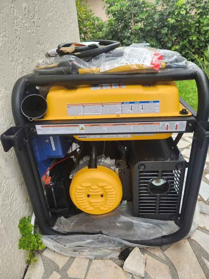 FIRMAN 9400/7500W Tri Fuel Generator (T07571) – Blue and Yellow