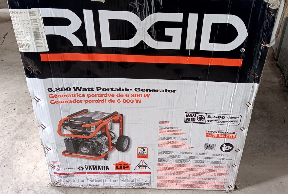 RIDGID 6,800 Watt Portable Generator. Yamaha Engine 12HR Run – local pickup only