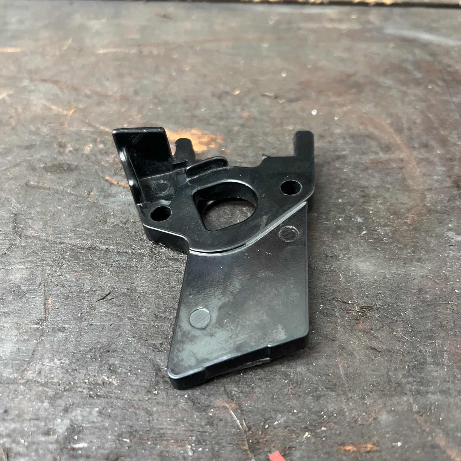 Pulsar 3250 Generac 3250 insulator plate aftermarket used 0H33750176