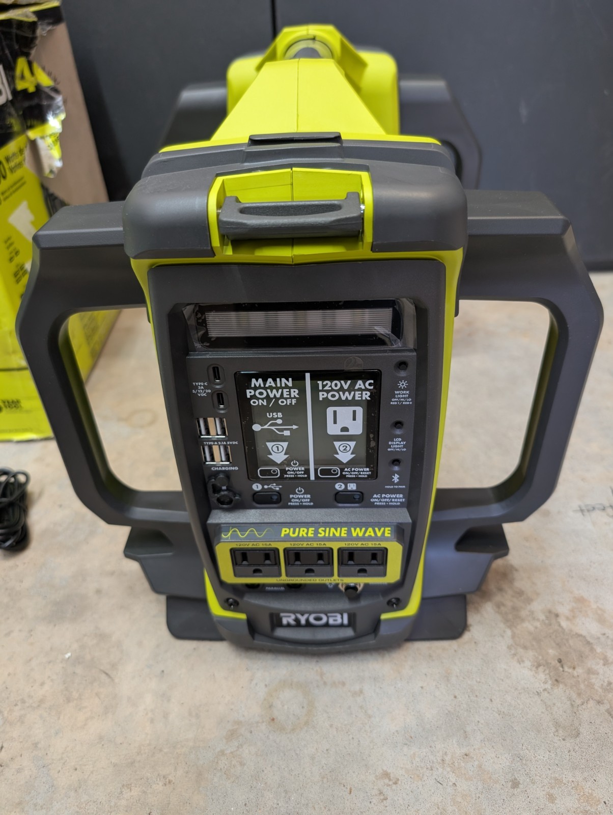 Ryobi RYi1802BTVNM, 40Volt – 3000Watt Power Station Generator WITH 4 BATTERIES!