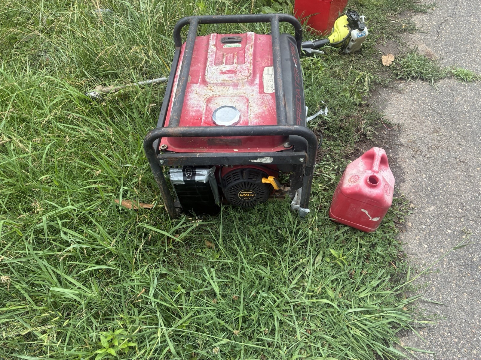 Predator 8750 Portable Gasoline Power Generator, 5+ gal Tank, Red/Black
