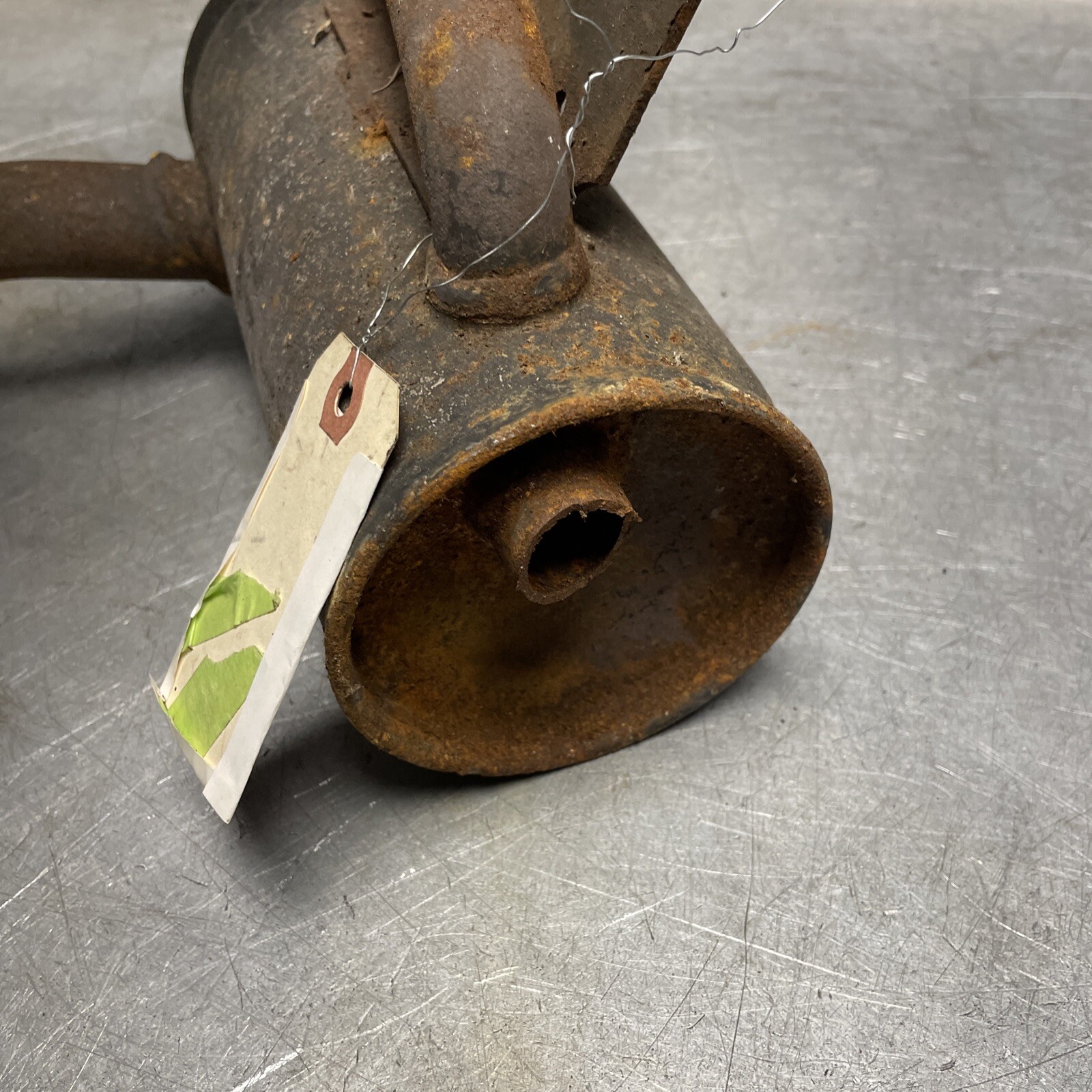 OEM USED BRIGGS AYP RIDING LAWNMOWER TWIN ENGINE MUFFLER