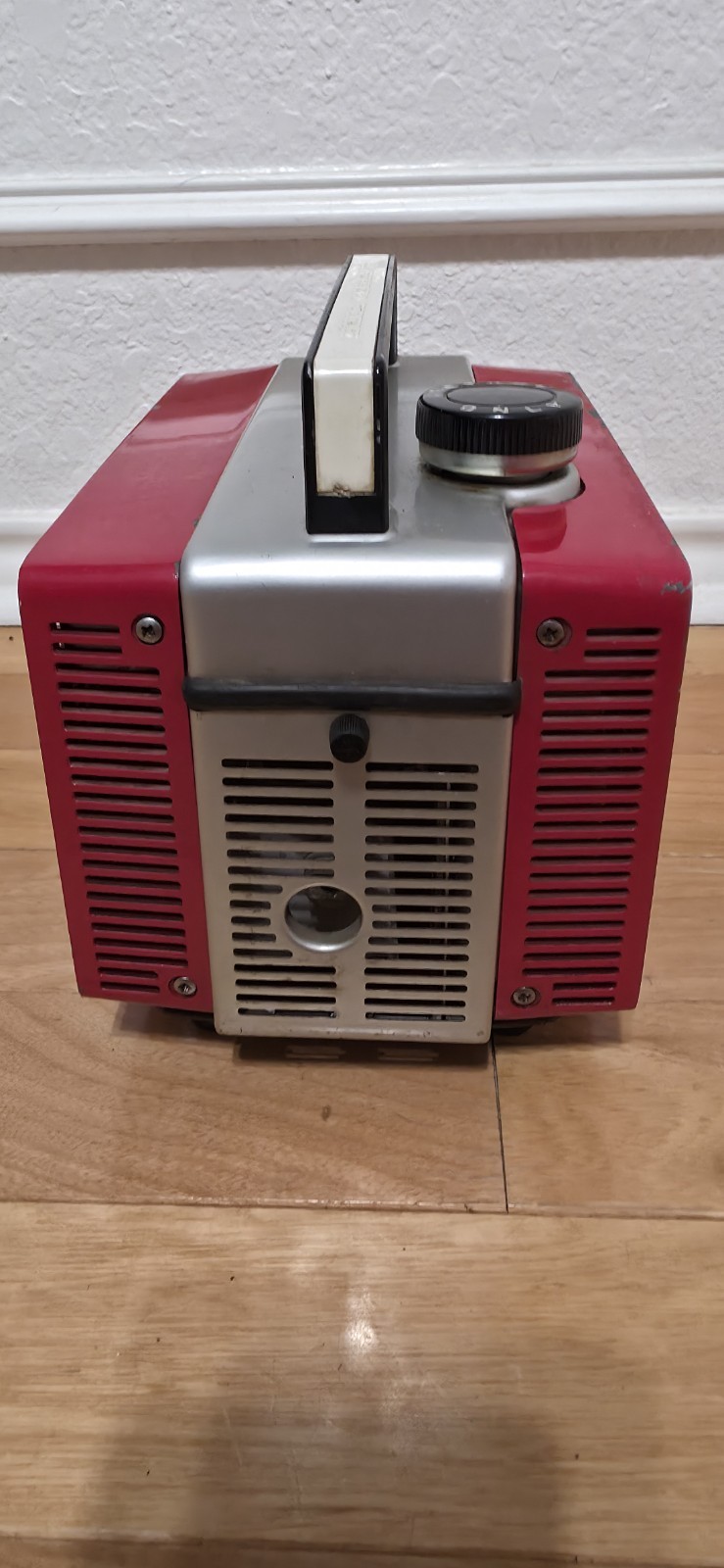 Vintage Honda E40 “Lunch Box” Generator Micro Mini RARE Running E-40