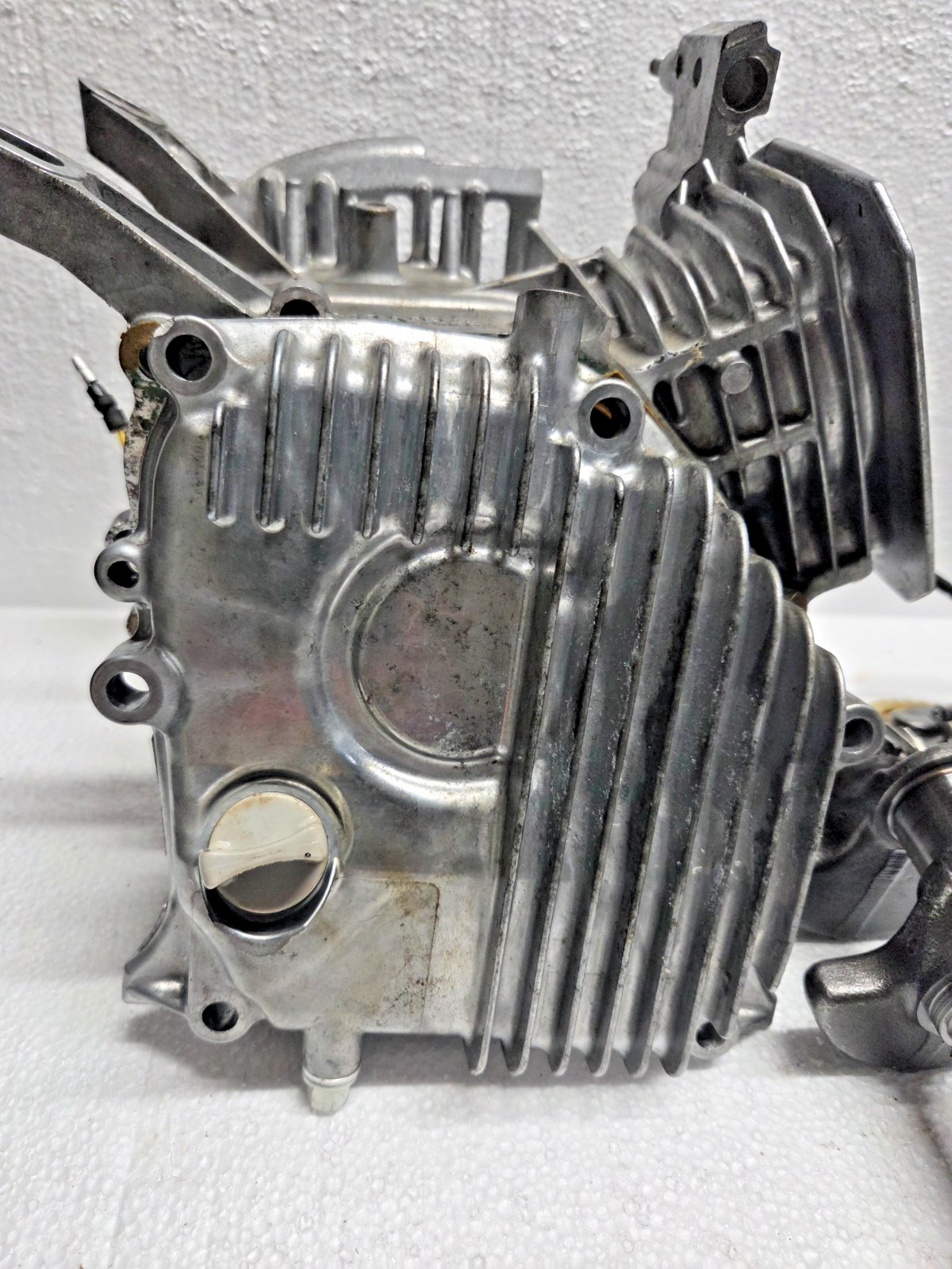 COMPLETE AS IS HONDA EU3000i GENERATOR GX160 ENGINE CRANKCASE CYLINDER & PARTS