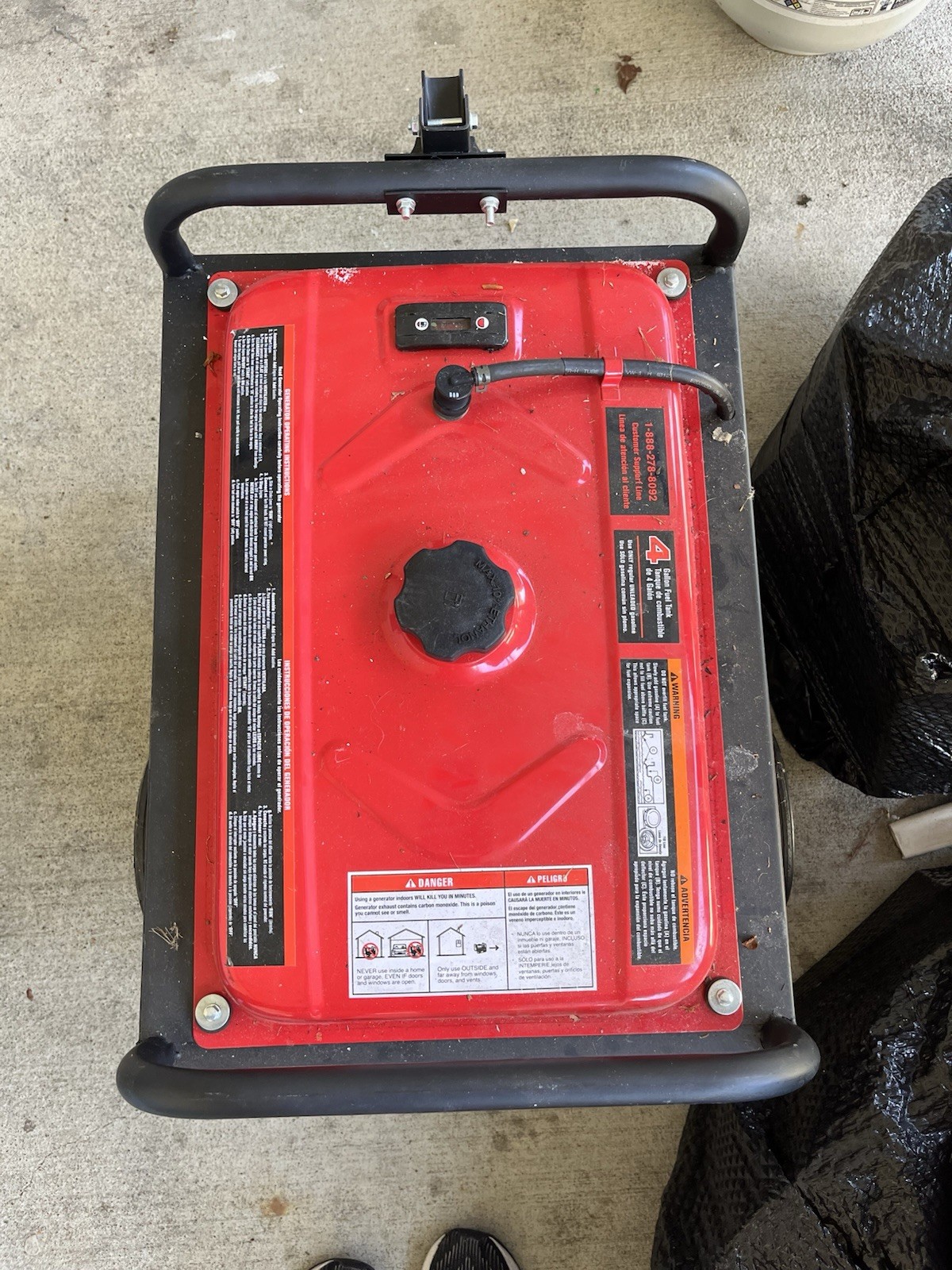 Snap-On XT200 6.5 HP 3,000 W Portable Generator – Excellent Condition