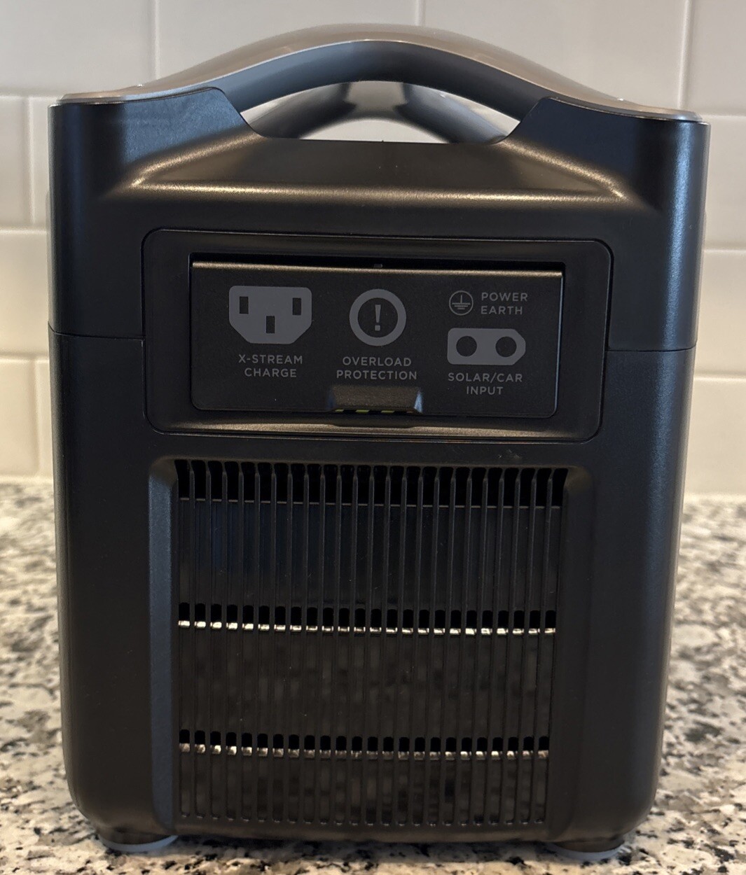 EcoFlow – RIVER Pro Portable Power Station EF4 PRO 720wh 600W 120V