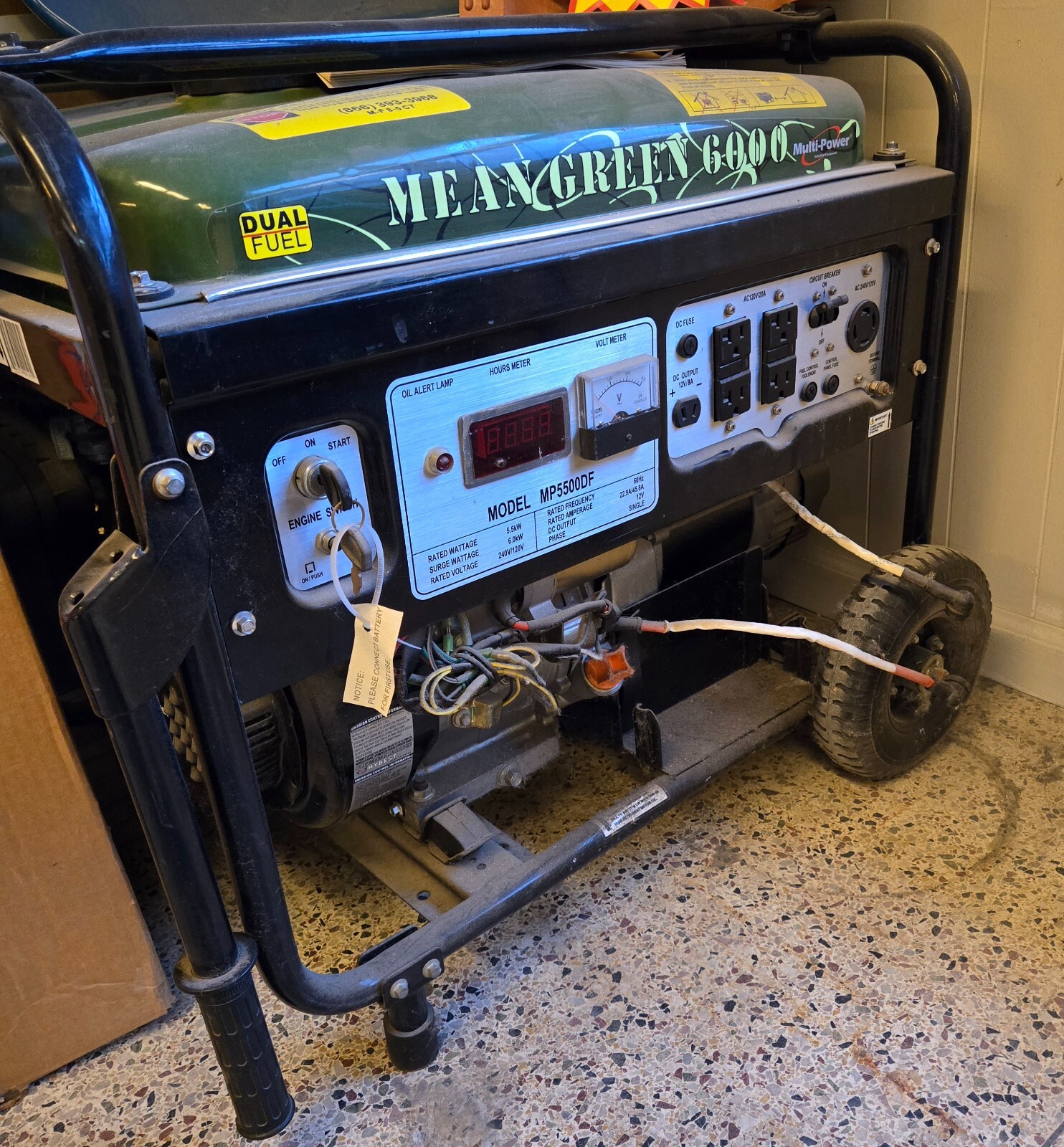 13 HP GENERATOR 6.5 GALLON FUEL TANK 4- 120 VAC OUTLETS