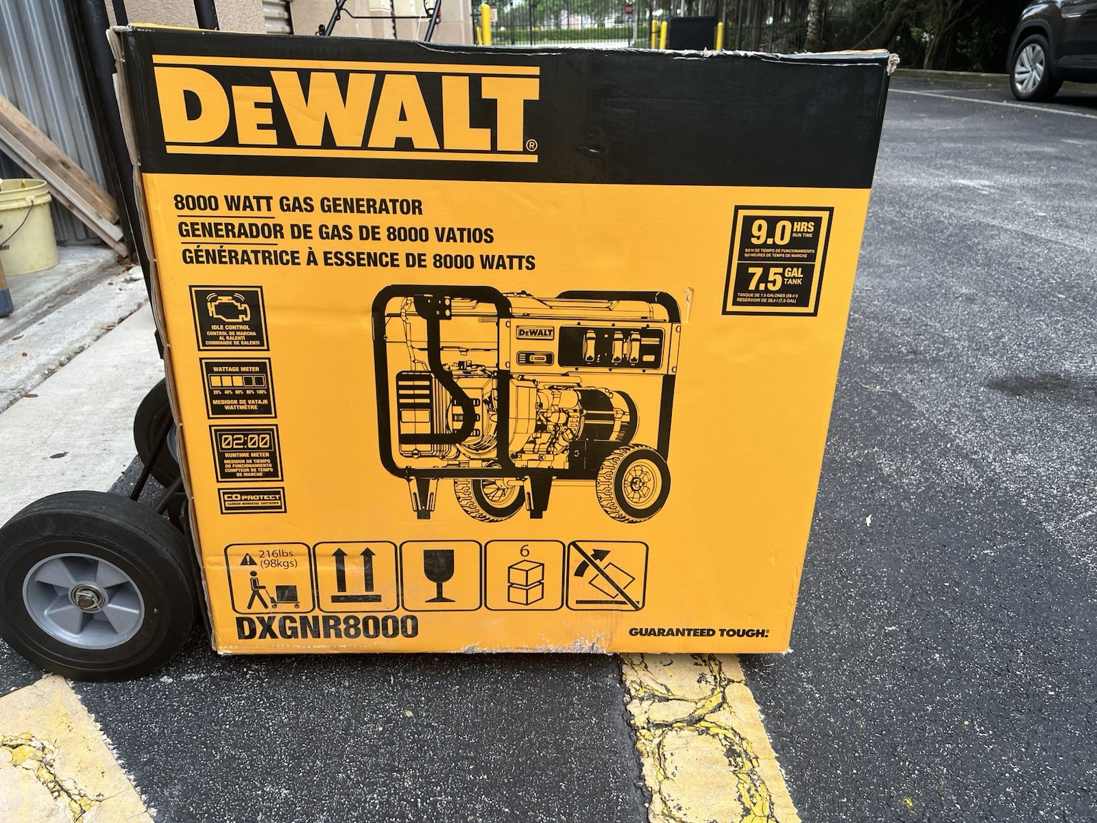 BRAND NEW DEWALT 8000W Electric Start Gasoline Portable Generator #DXGNR8000
