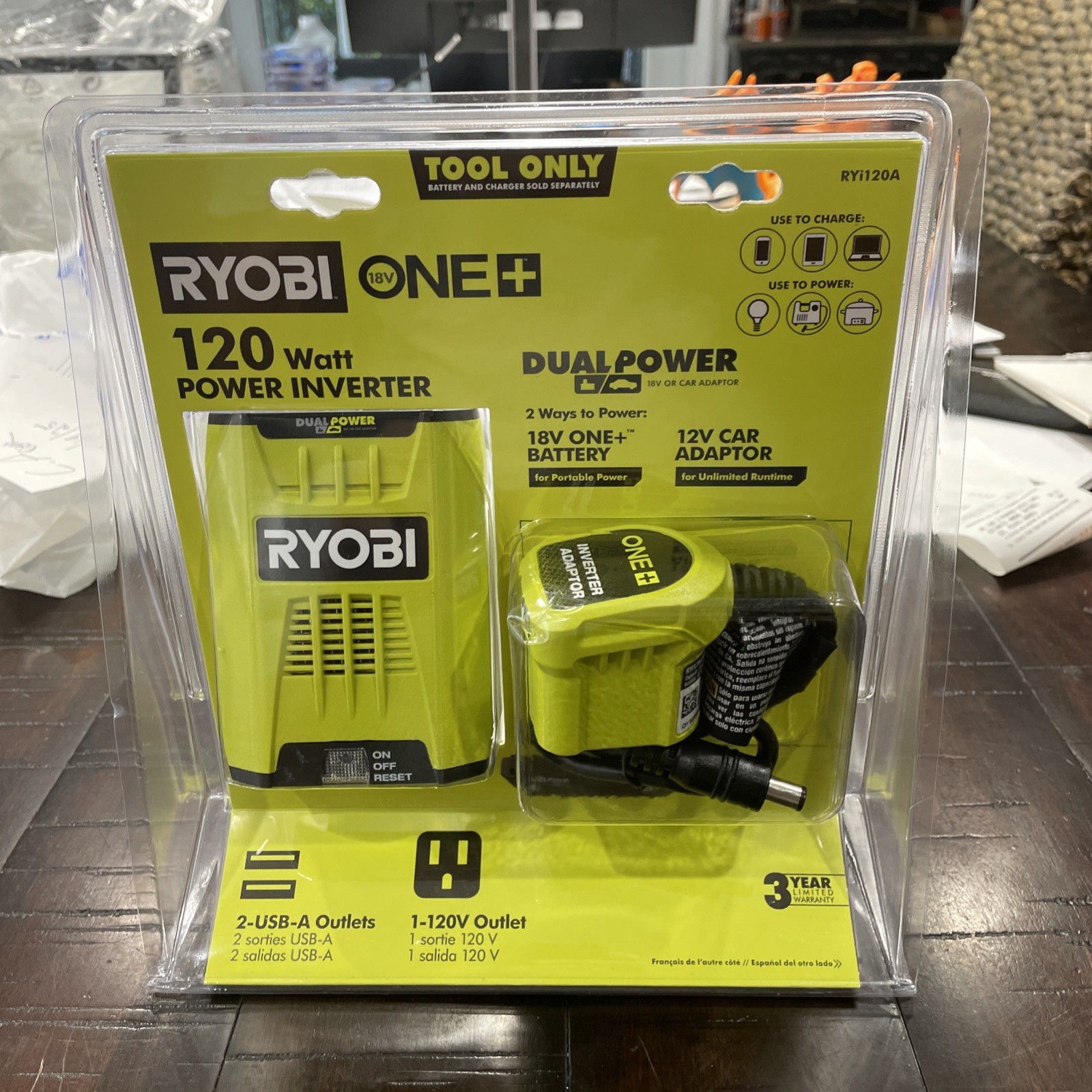 RYOBI ONE+ 18V 120-Watt 12V Automotive Power Inverter – Dual USB Ports – RYi120A