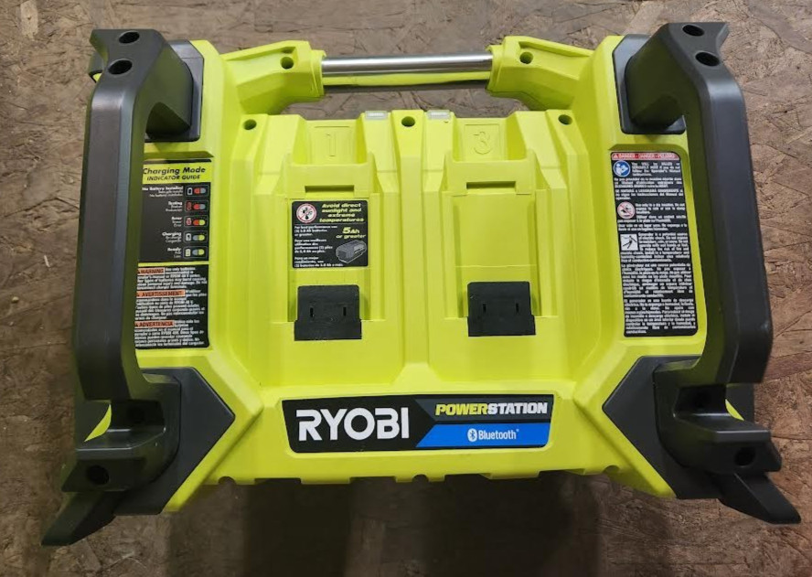 Ryobi 40v Power Station Inverter Generator 1800 Watts Slight Cosmetic Damage