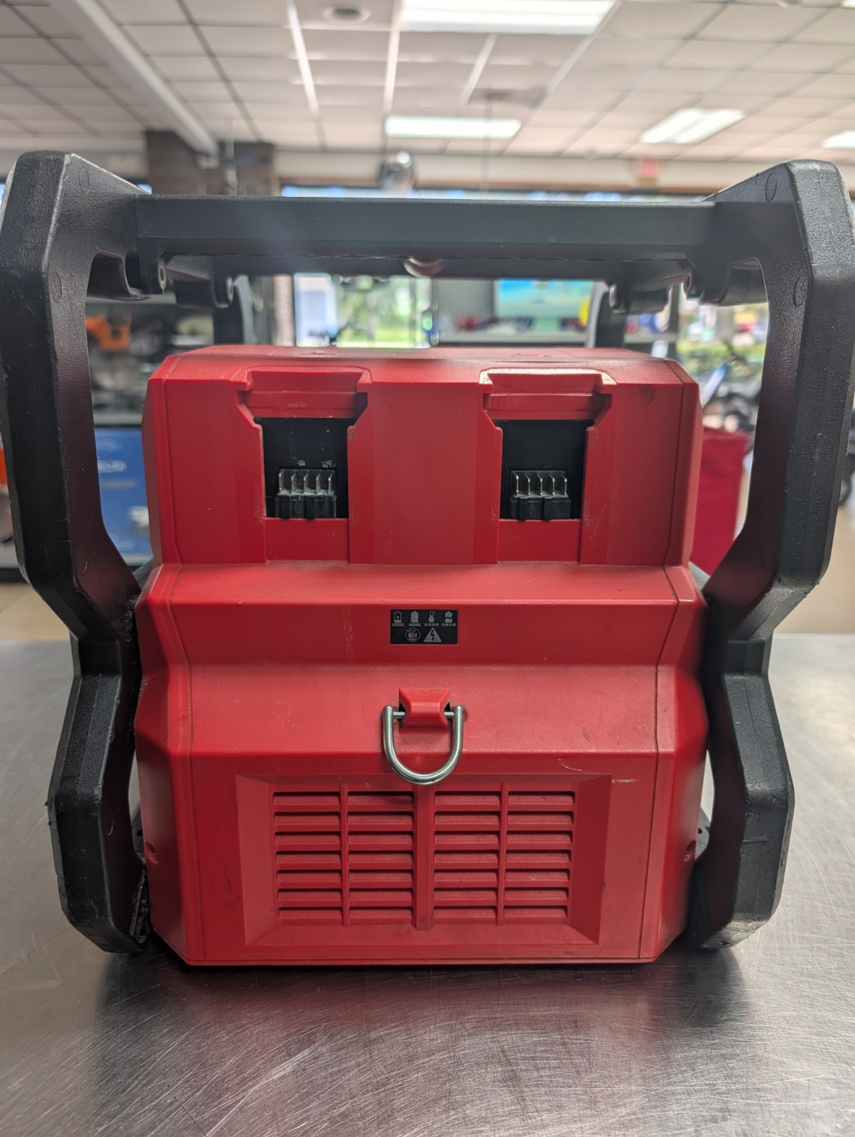 Milwaukee 2845-20 M18 Carry On 3600W/1800W Power Supply (Batteries Included)