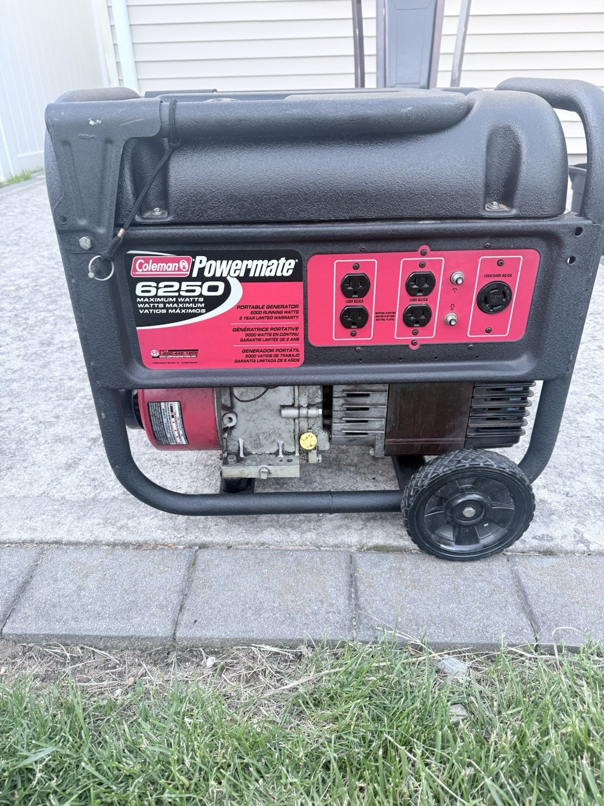 Coleman Powermate 6250 Portable Generator 6250W 120V 5 gal Tank Wheel Kit