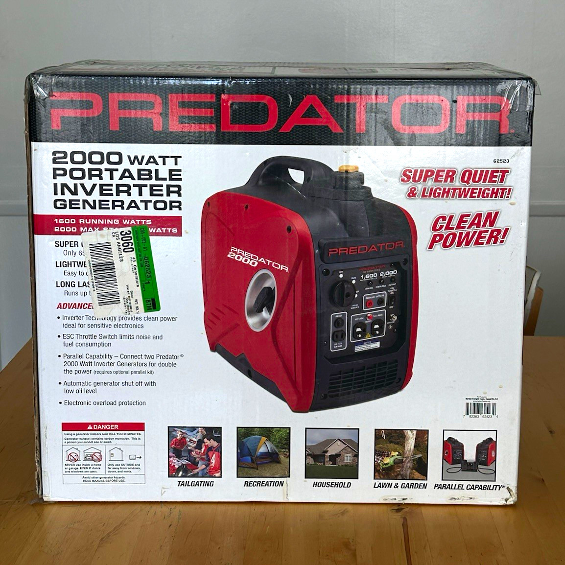 Predator 2000W Inverter Generator 1600W Rated Quiet 65 dB 1.05 gal