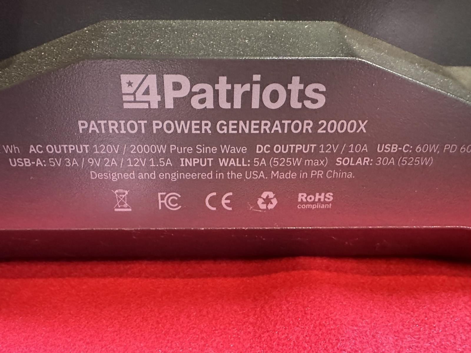 4 Patriots Portable Power Station Generator 2000X w/ 100W Solar Panel