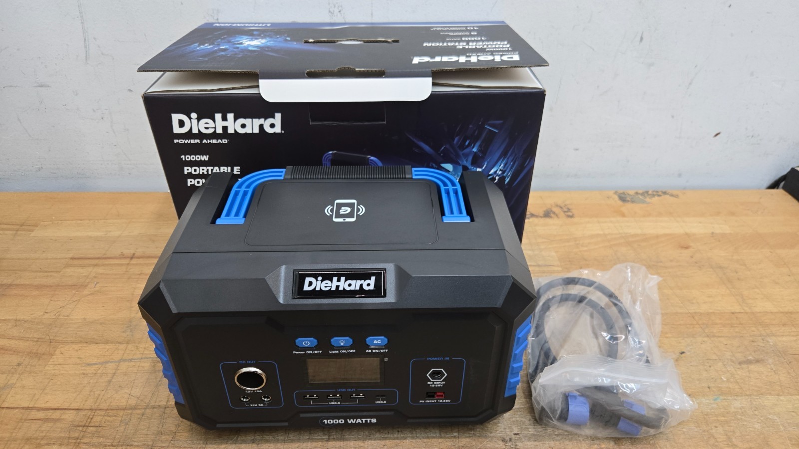 DieHard DH-20003-01, 1000W Portable Power Station Mobile Power Supply