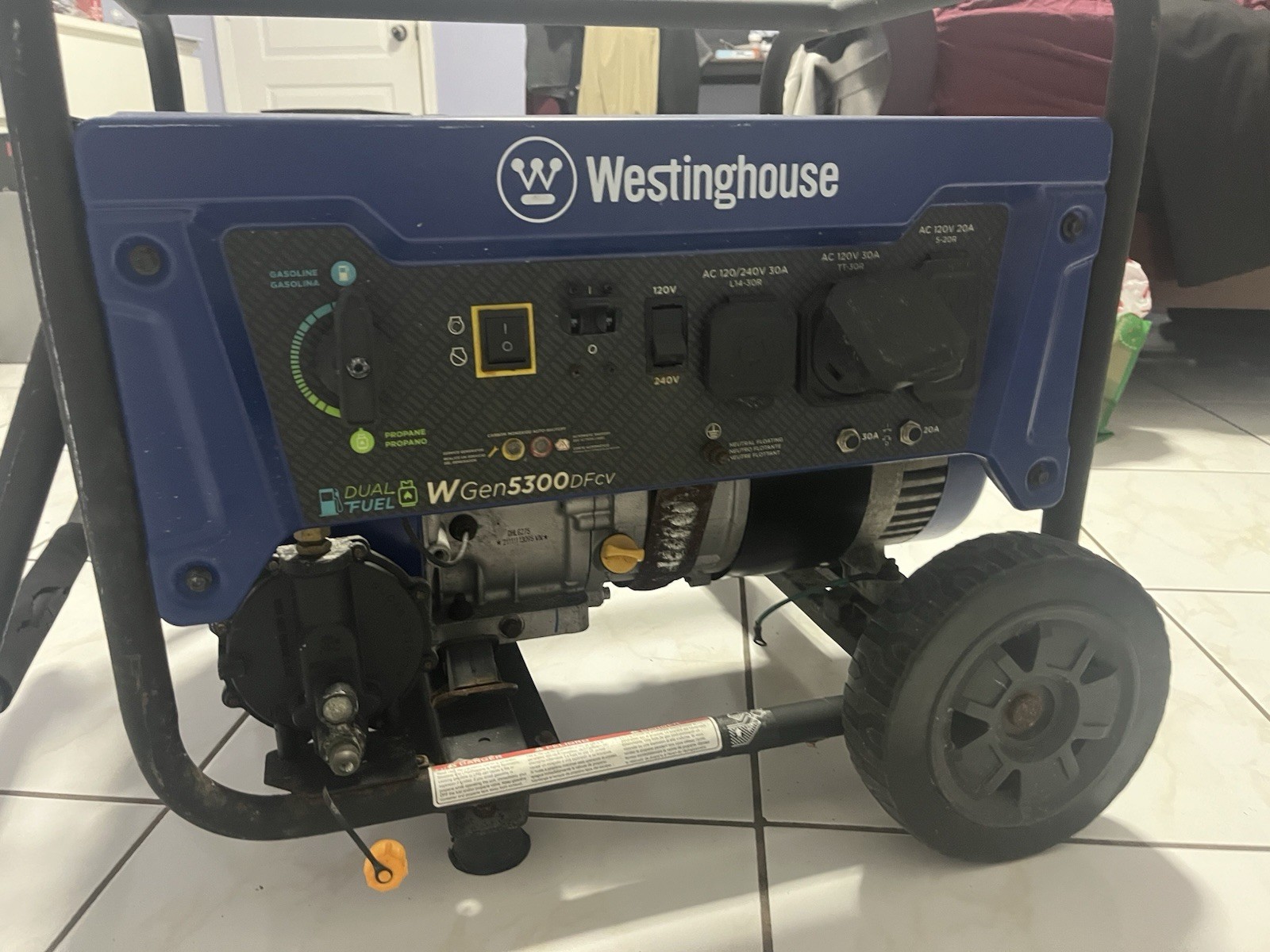 Westinghouse WGen5300DF Dual Fuel Portable Generator