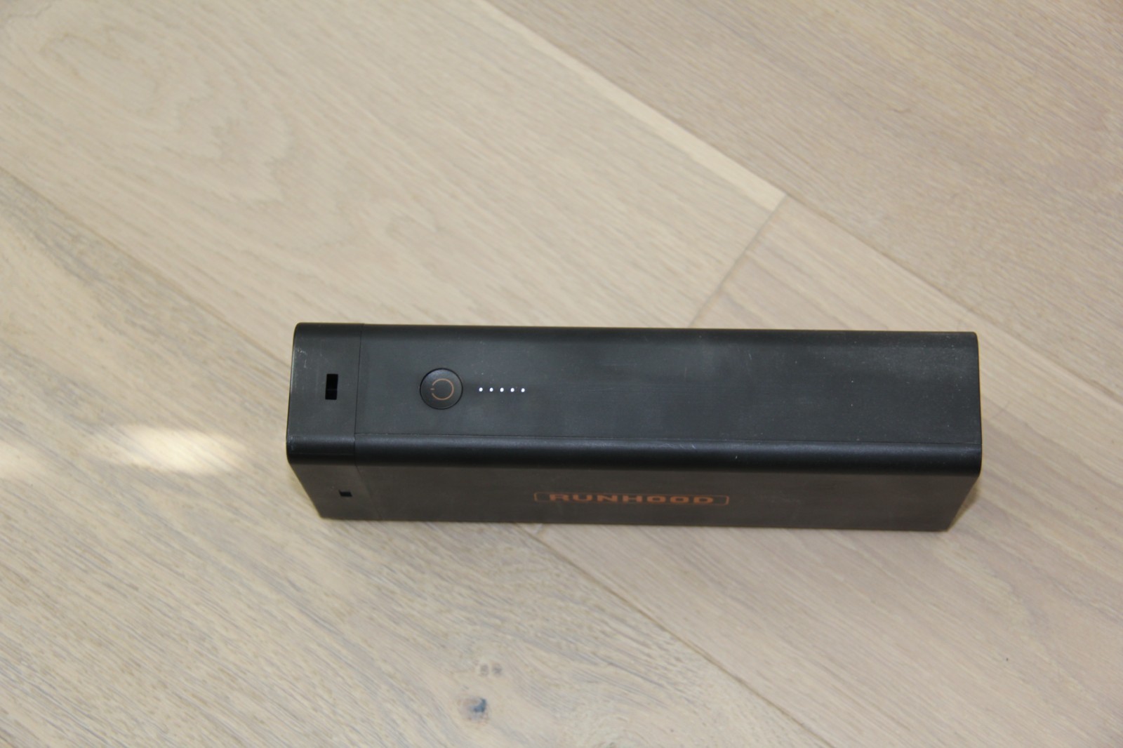 Portable Power Station Rallye 1200 Plus, 1296Wh Swappable Replaceable Batteries