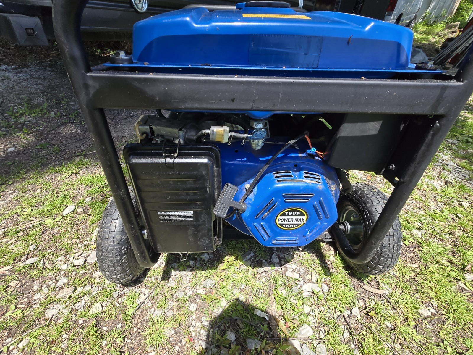 PowerMax XP8500E gasoline powered portable electric generator