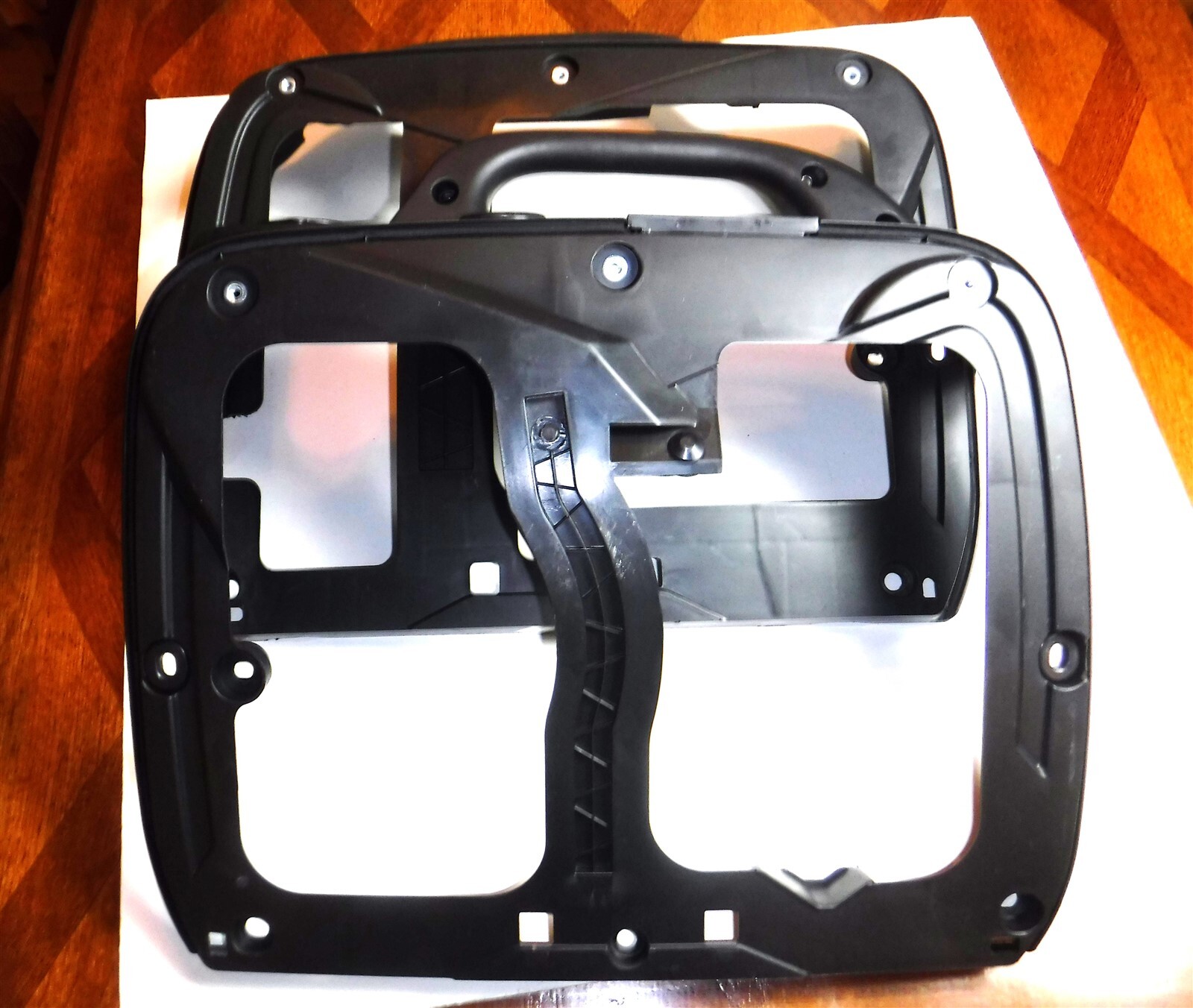 Predator 2000 Watt Inverter Generator Right Left Shell Cover W/ Handle OEM 2023