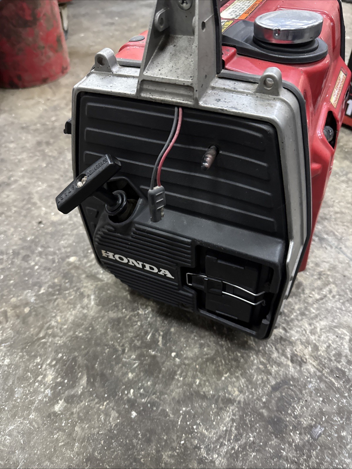 Honda EM650 Generator EM-650 Starts/Runs Well