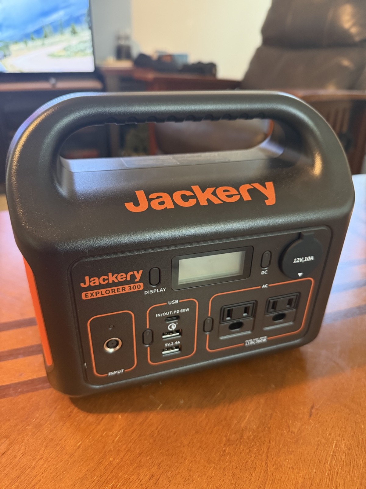 Jackery Portable Power Station Explorer 300