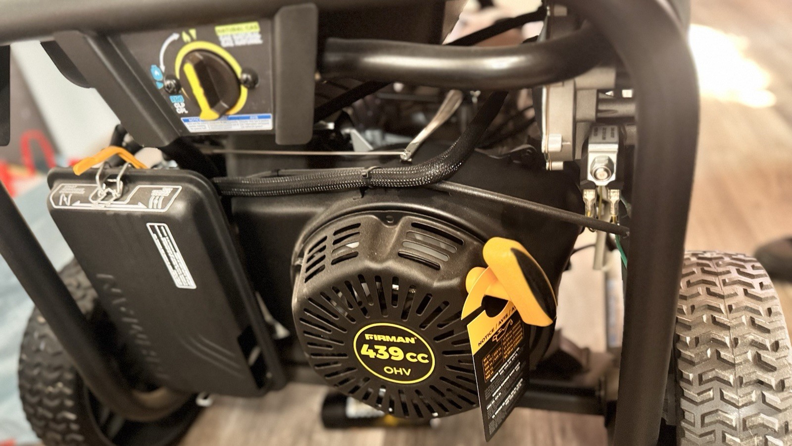 FIRMAN T07573 Tri Fuel Portable Generator 7500W 8.0 Gal Electric Start Black