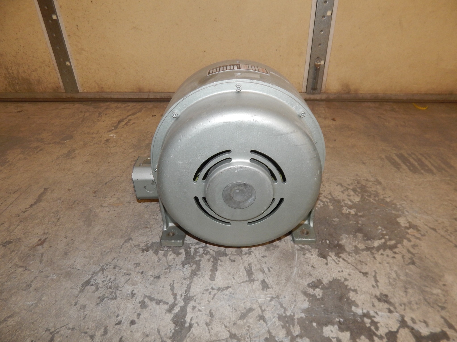 *JM* GEORATOR NO BRUSH GENERATOR MODEL # 37-112 – 1.5KVA (#4276)