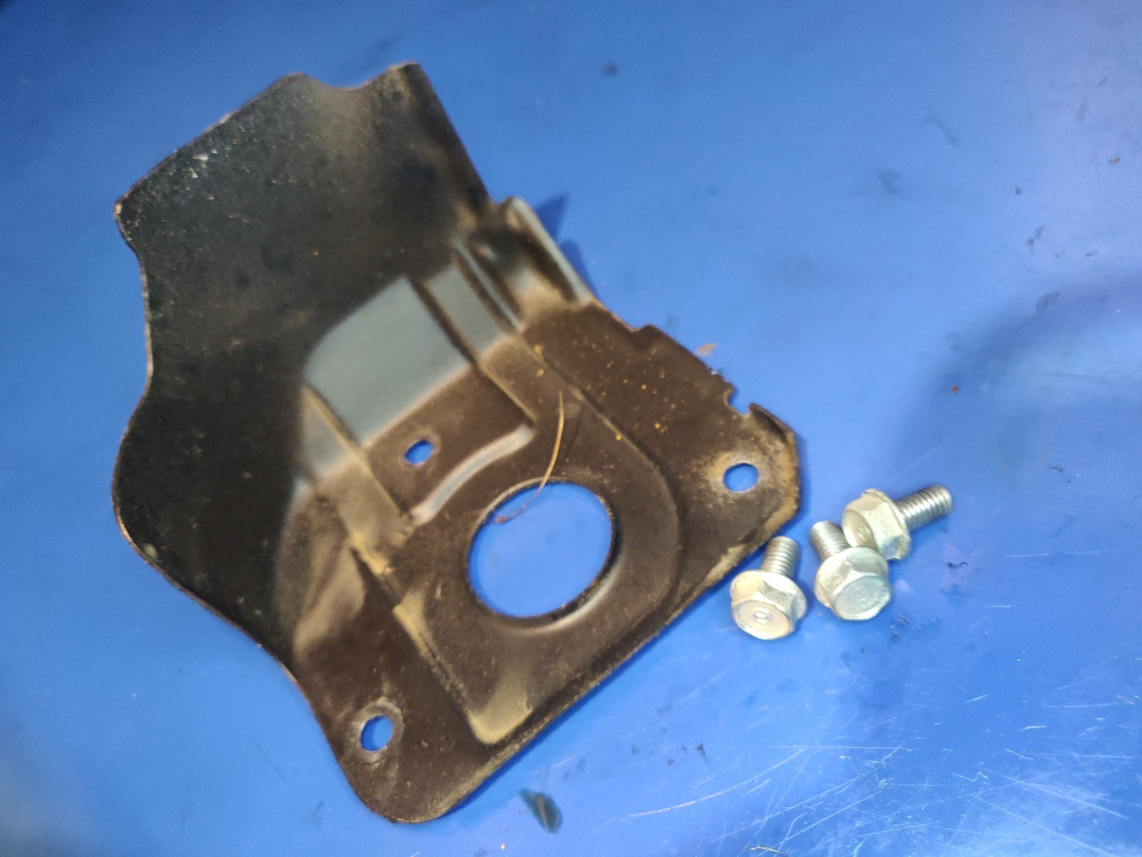 19641-892-010 COVER, CYLINDER HEAD honda generator em500