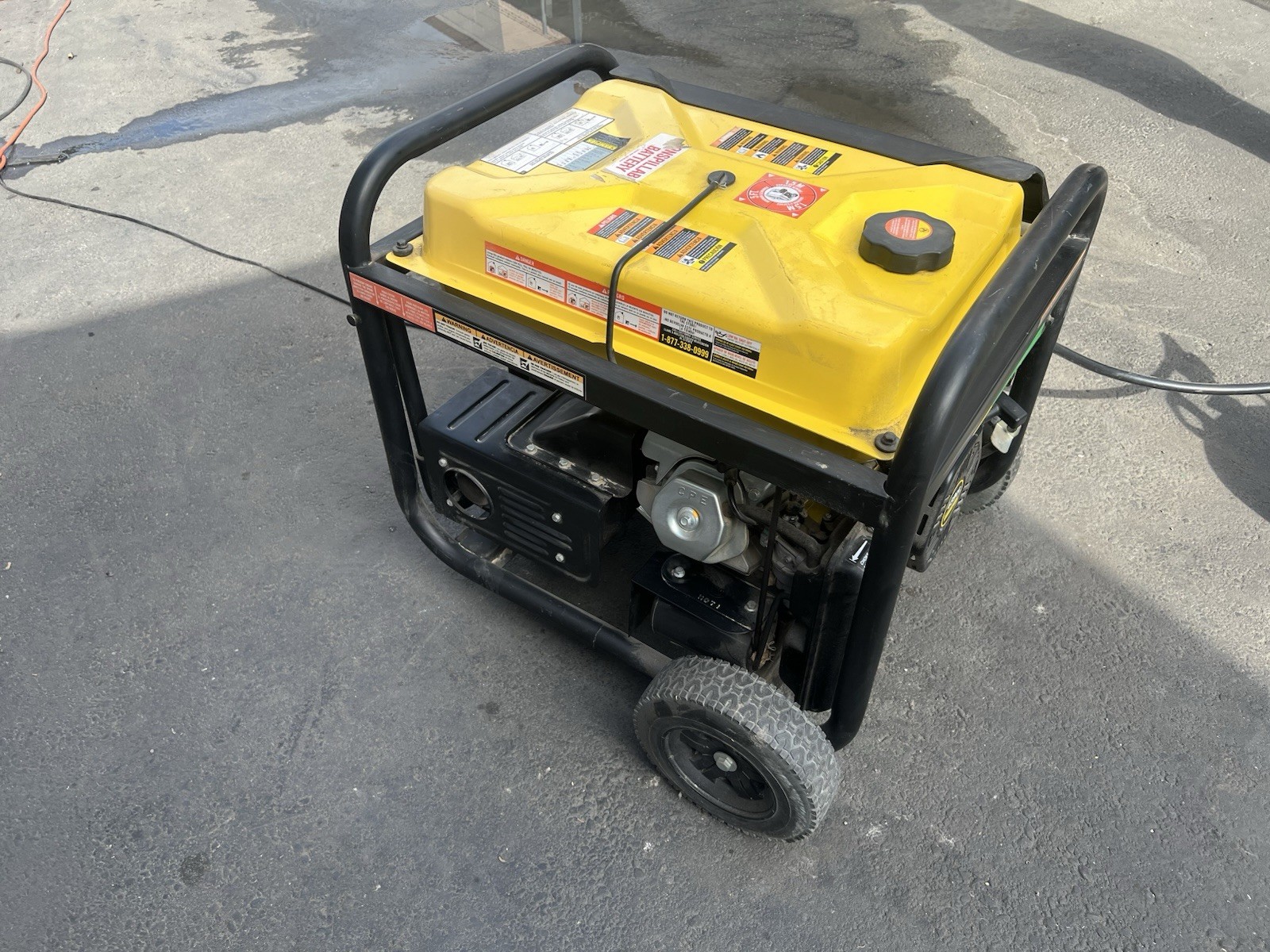Champion Global Power Equipment 9000 Watt Dual Fuel Portable Generator/Tested