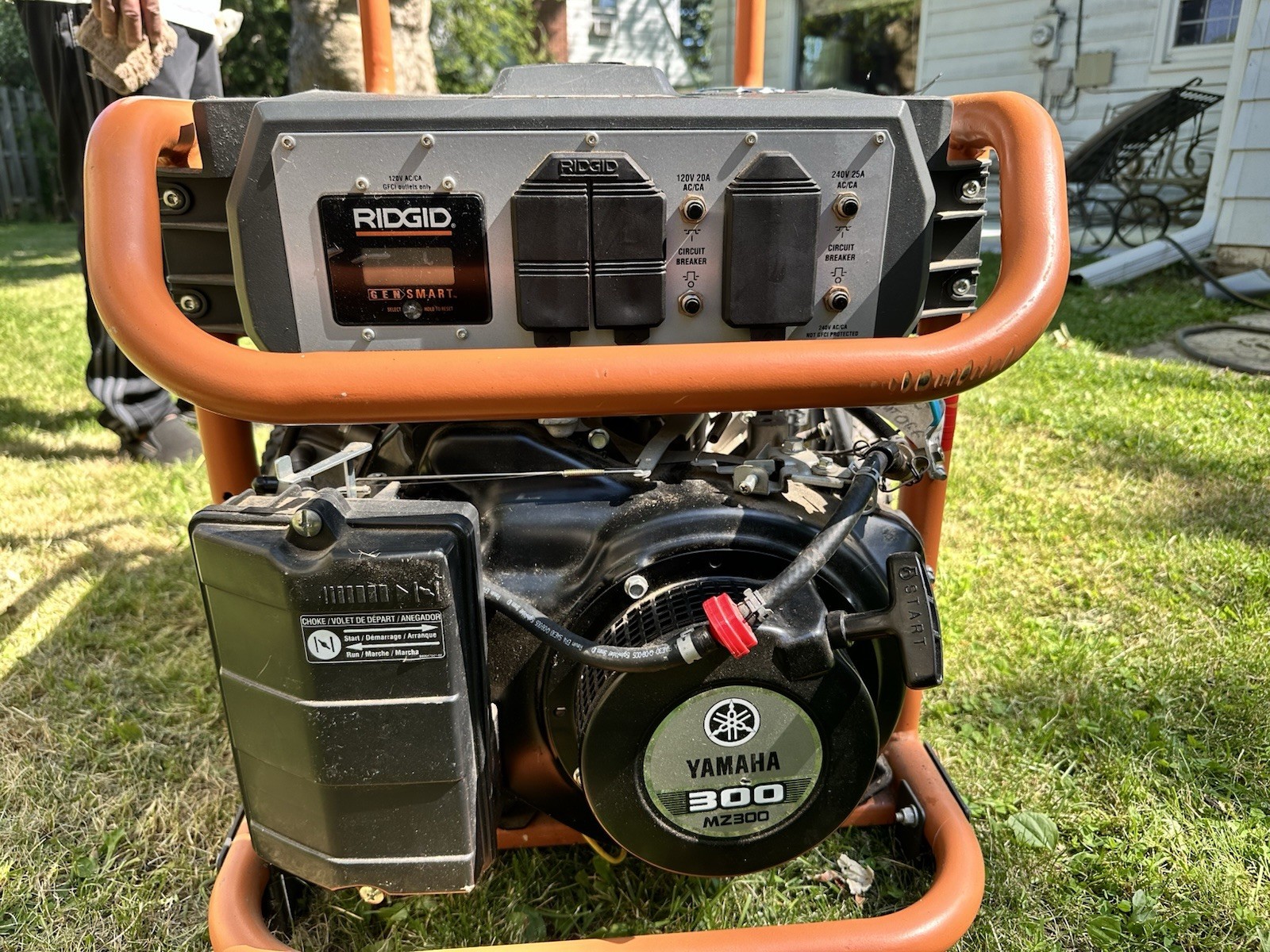 RIDGID Portable Generator 5700W Running 7125W Start 120V/240V