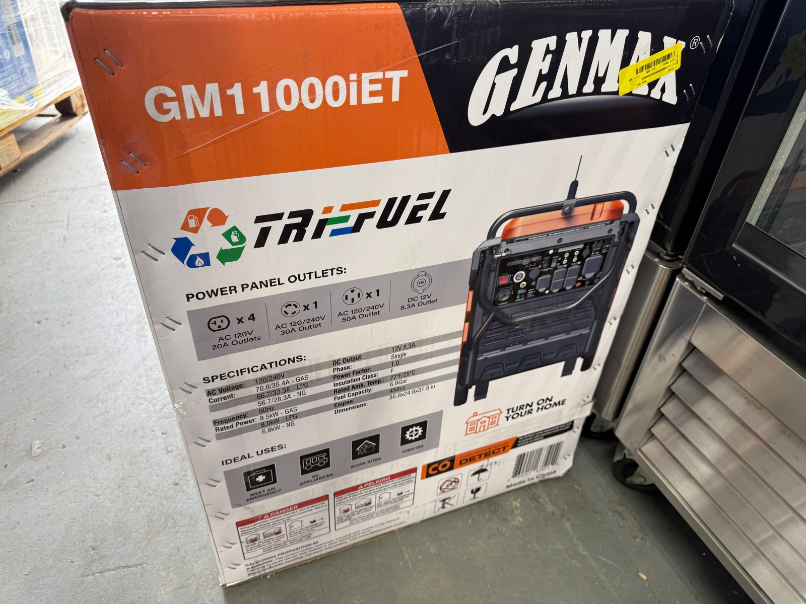 Genmax 11000-W Portable TRI Fuel Gas Inverter Generator Remote Start CO Sensor™