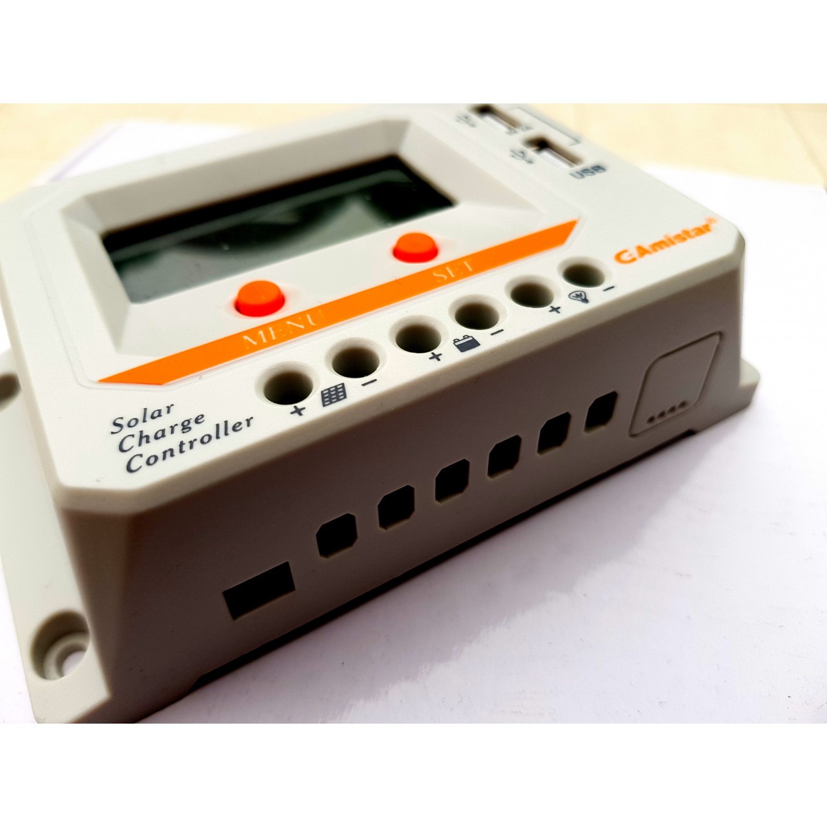Solar Charge Controller Battery 12/24V 20A PWM Display 2 Outputs USB 2A