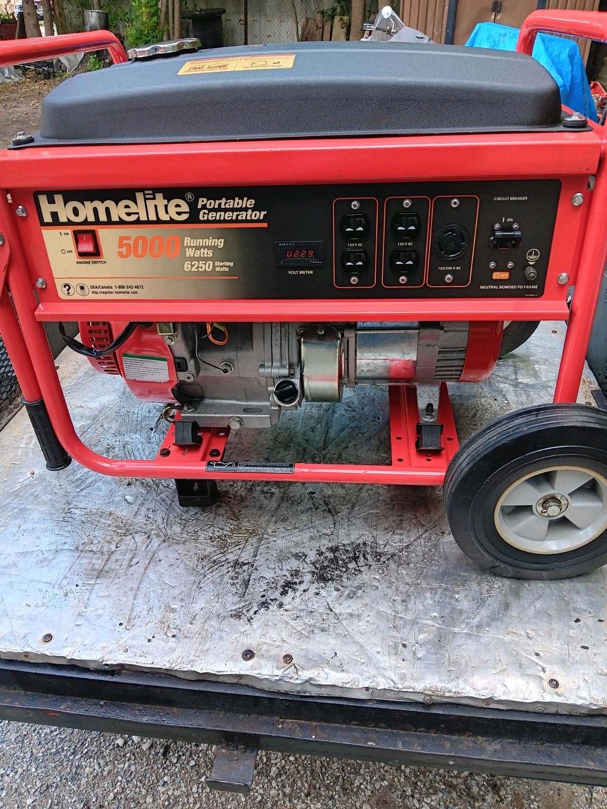 Homelite Portable Generator 5000W Running Power 6250W Surge Watts