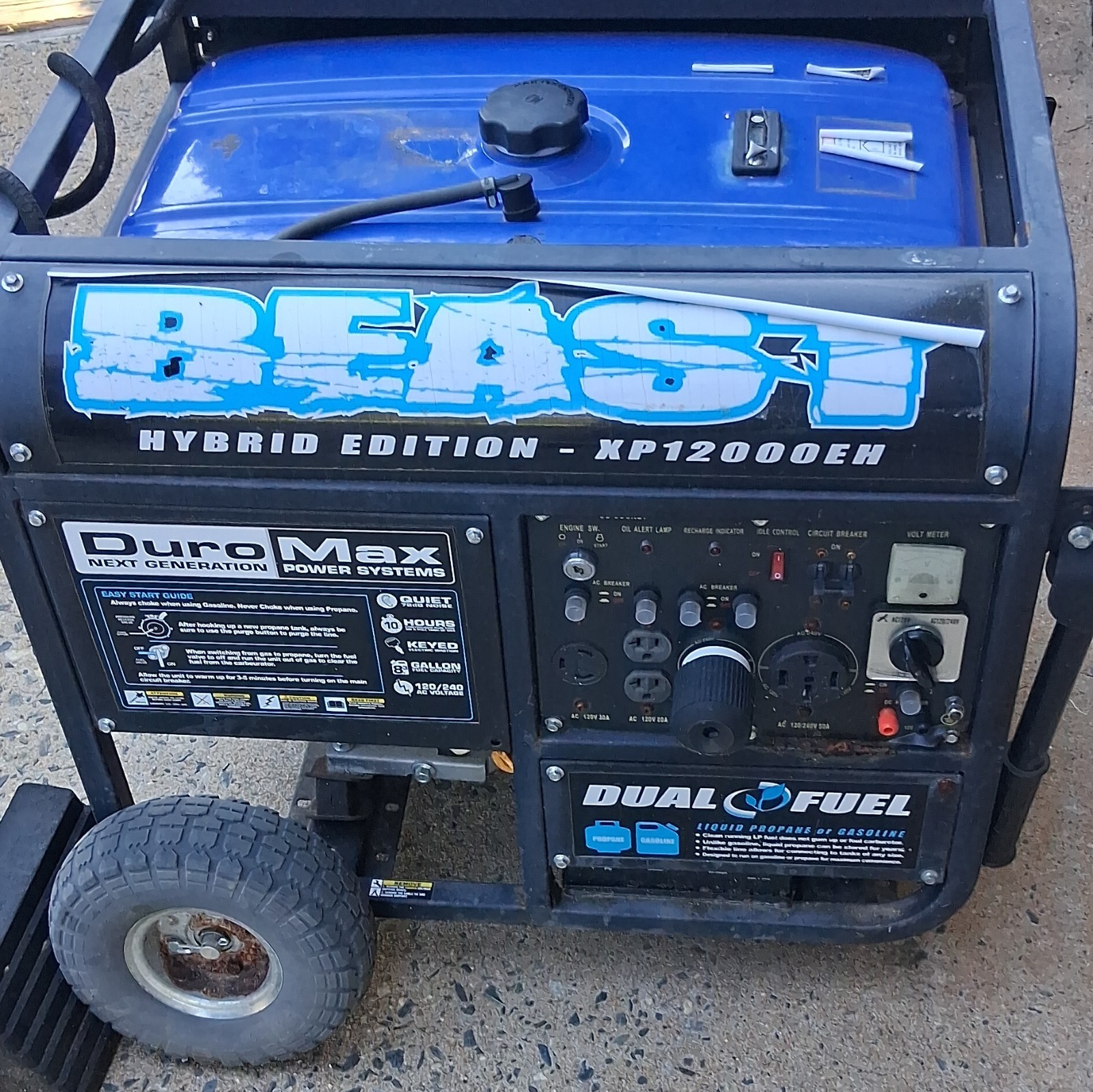 DuroMax XP12000EH Dual Fuel 12000W Portable Electric Start 8.3 Gal