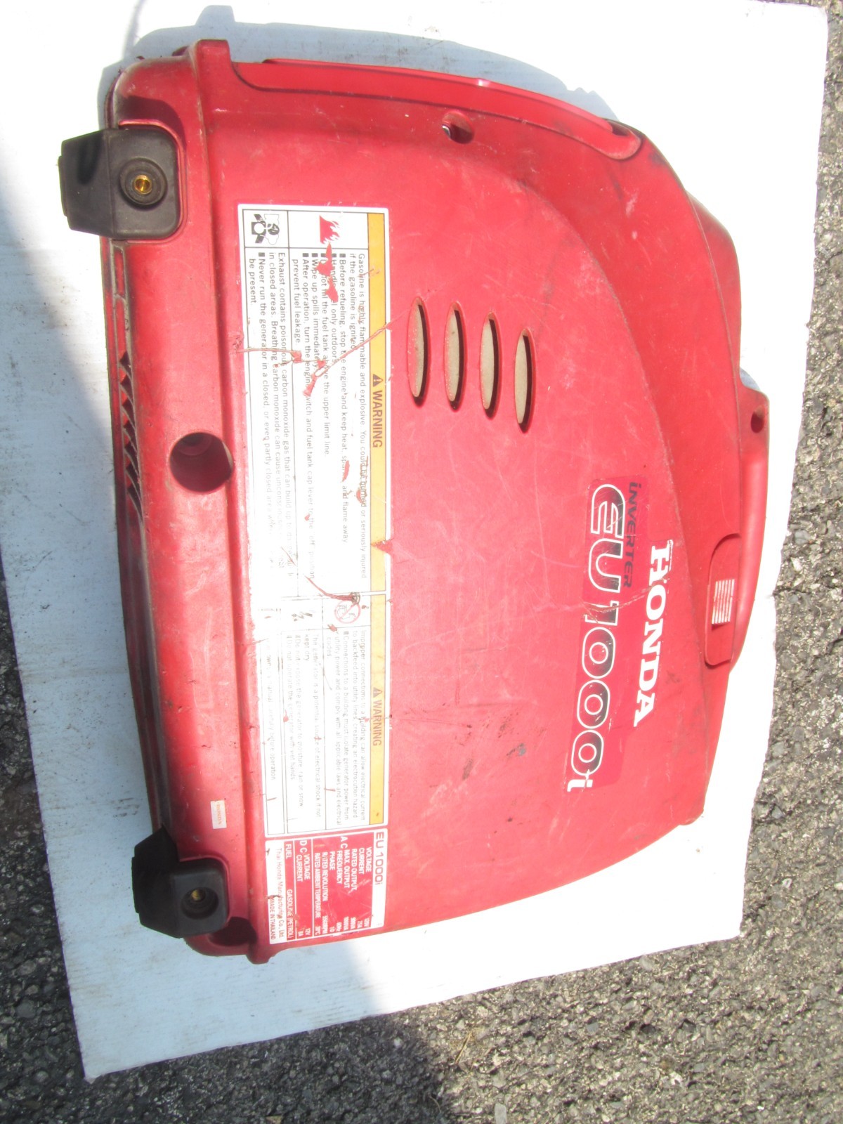 Honda EU1000I AN GENERATOR Honda 63210ZT3C02 COVER, R. SIDE