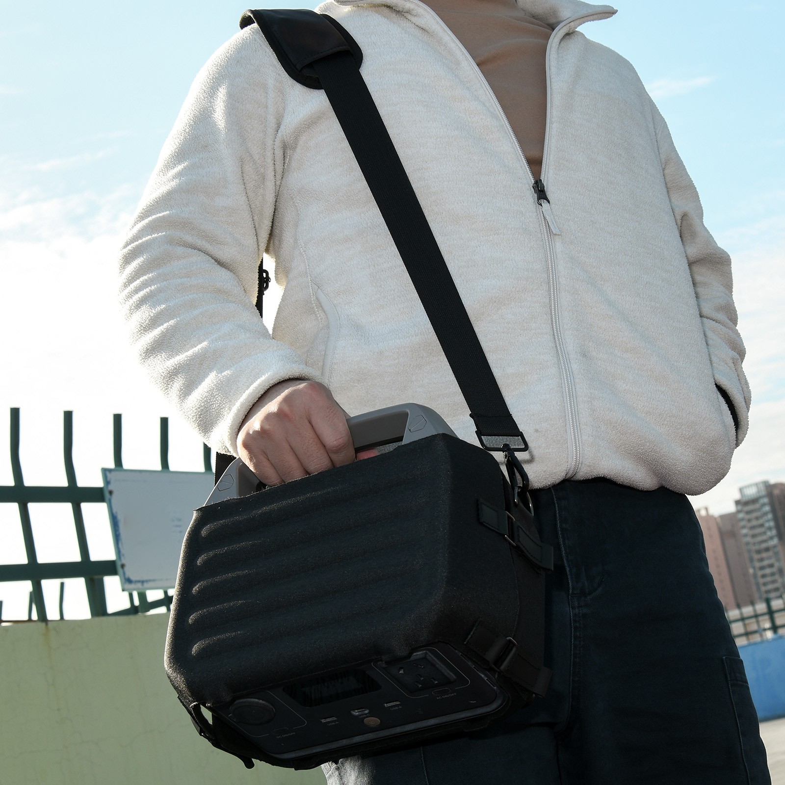 For EcoFlow River 2 Protective Case with Shoulder Strap
