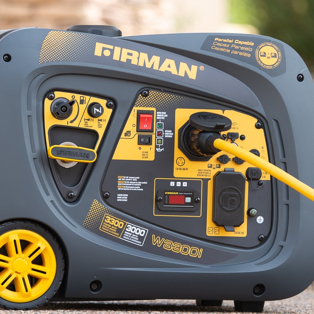 FIRMAN W03081F 3300W Inverter Portable Generator – Certified Refurbished