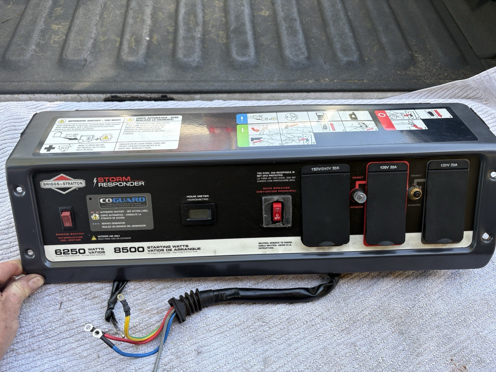 Briggs & Stratton 8500 Watt Generator Control Panel #84007633 #030798A *parts*
