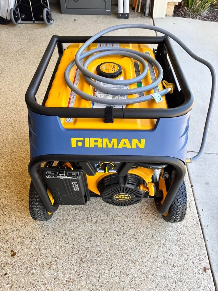FIRMAN 7500Watts Tri Fuel Generator **MINT** **EXCELLENT CONDITION**