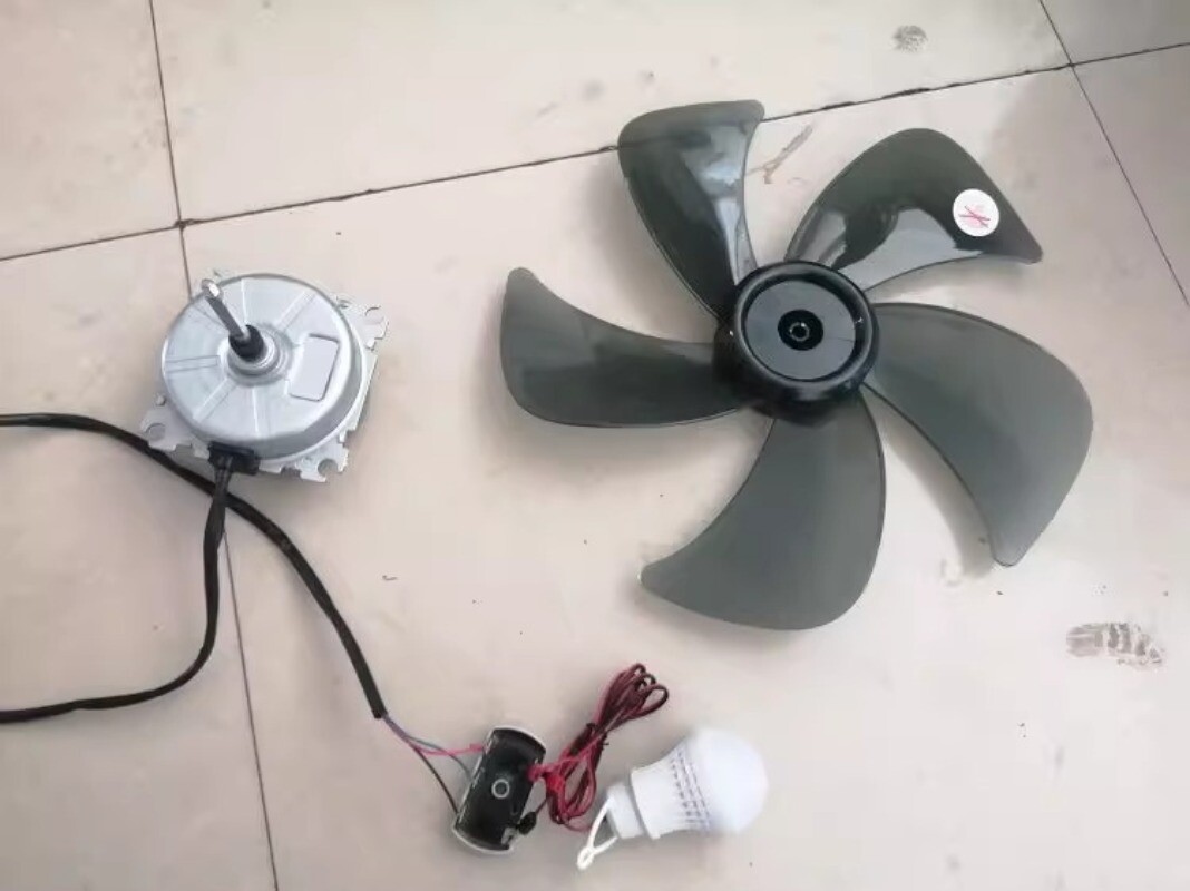 Low-speed Three-phase Permanent Magnet Brushless AC Wind Turbine Hydraulic Power
