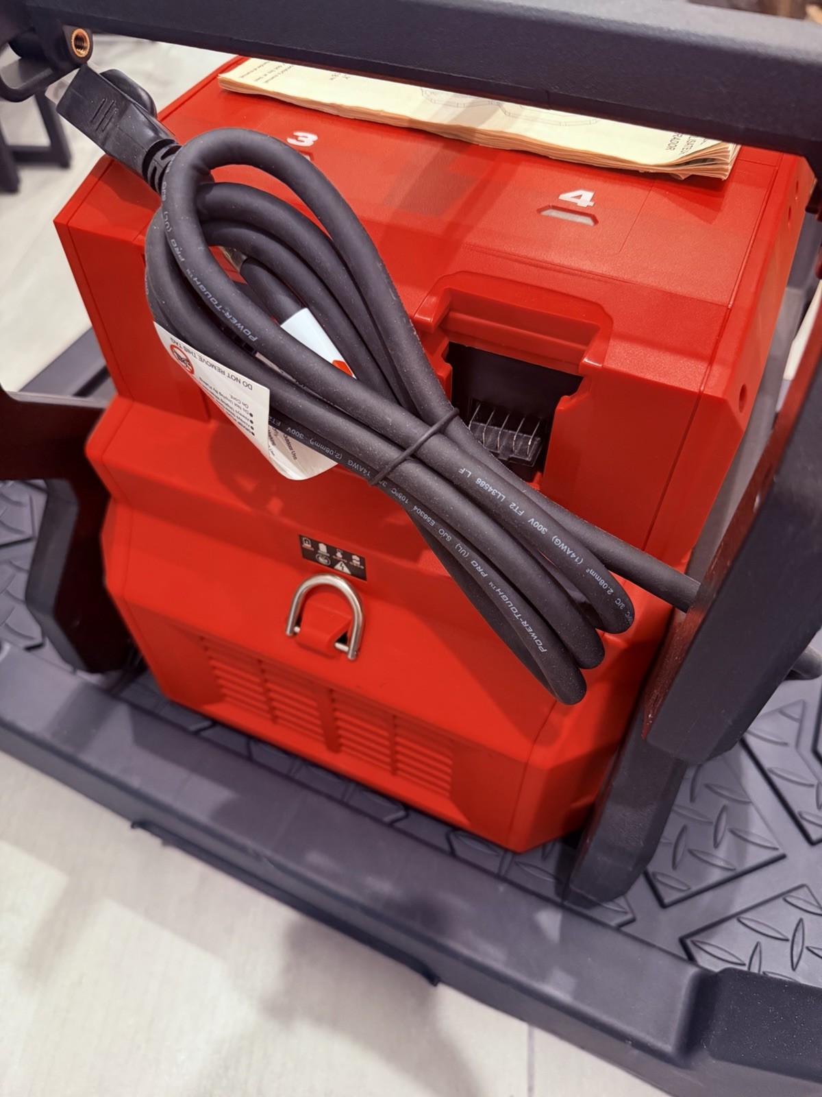 Milwaukee 2845-20 M18 CARRY-ON 3600W/1800W Power Supply