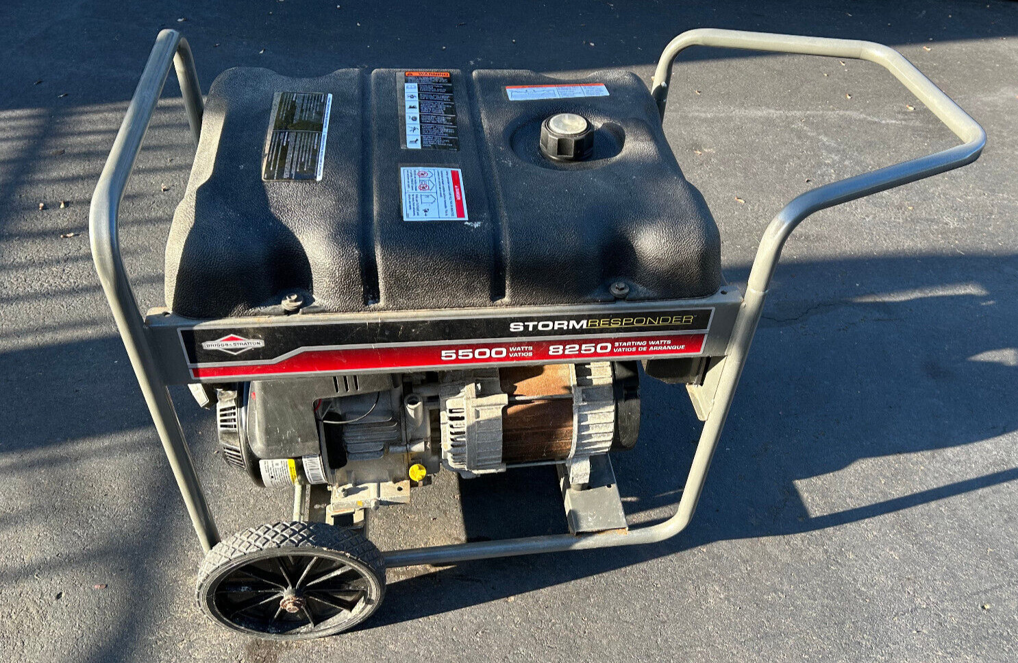 Briggs and Stratton Storm Responder 5500/8250 Watt Gasoline Portable Generator